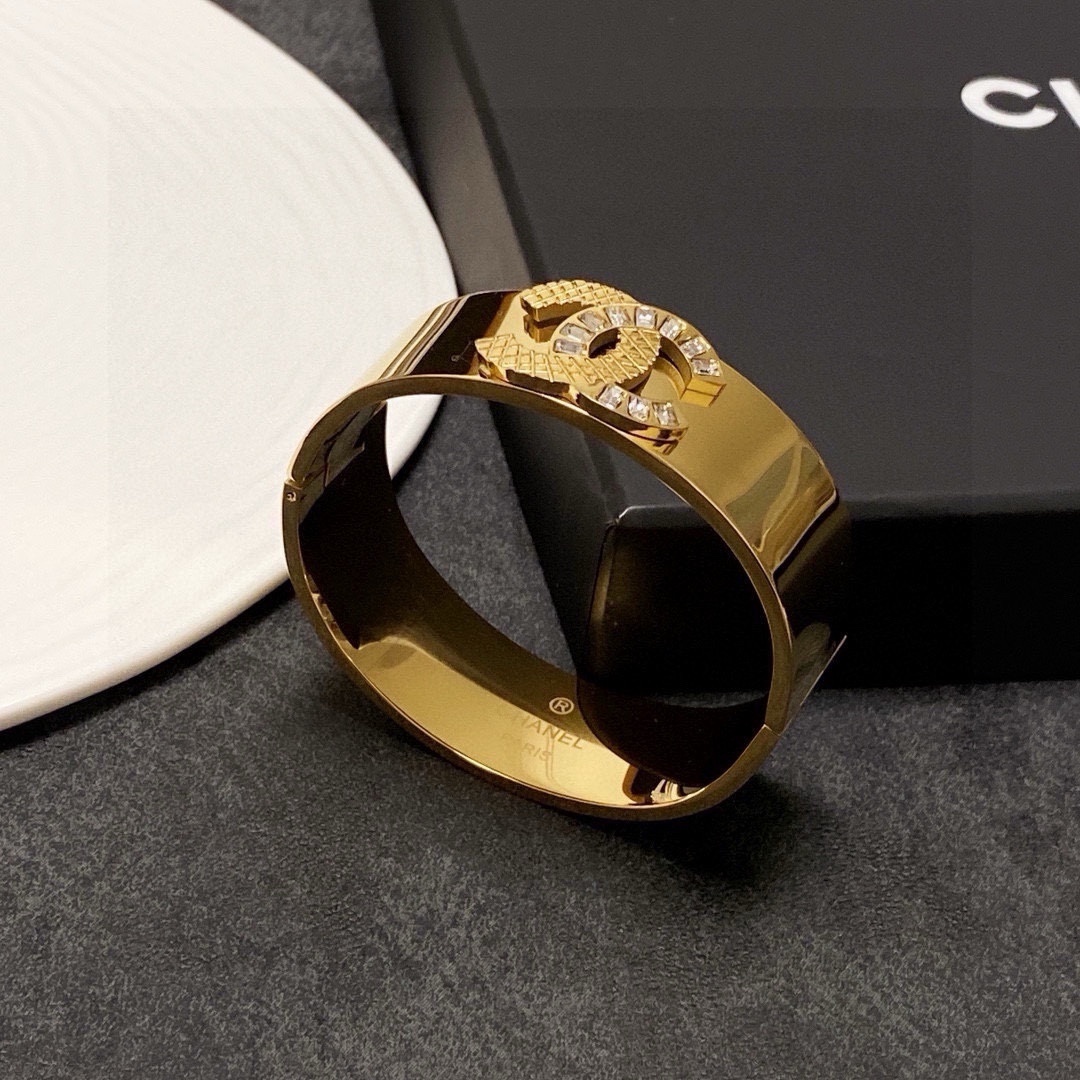 Premium Gold Plated CC Bangle Bracelet with Sparkling Crystals