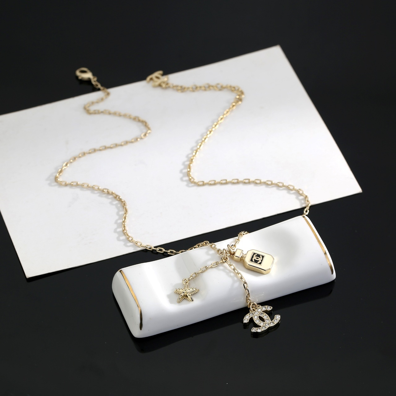 Luxury Gold CC Logo Charm Necklace with Perfume & Starfish Pendants
