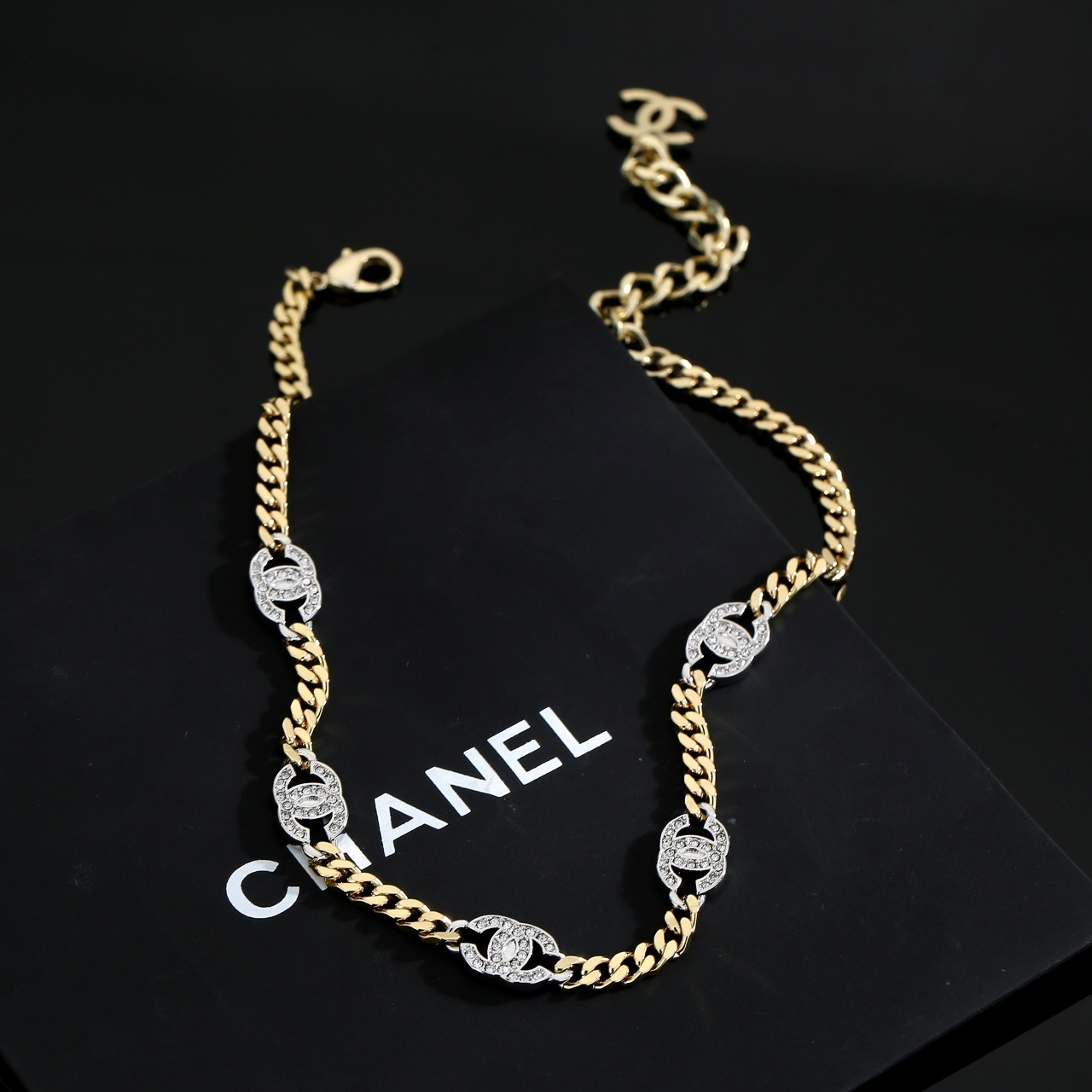 Luxury Gold-Tone CC Logo Crystal Encrusted Curb Chain Necklace