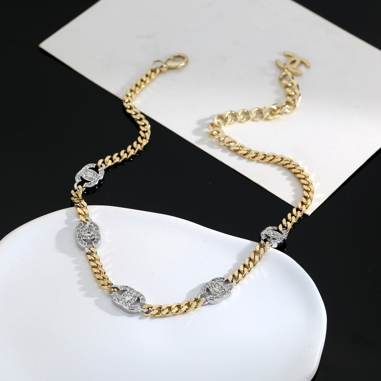 Luxury Gold-Tone CC Logo Crystal Encrusted Curb Chain Necklace