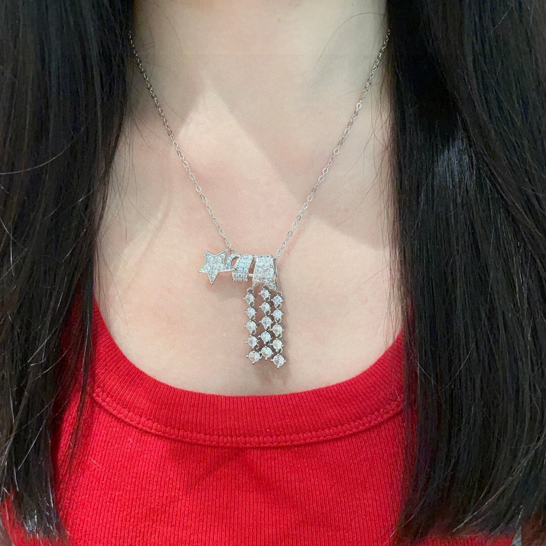Elegant Shooting Star Tassel Necklace with Sparkling Crystals