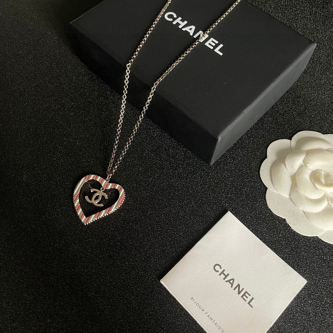 Luxury Candy Cane Heart Necklace with Designer Double C Logo
