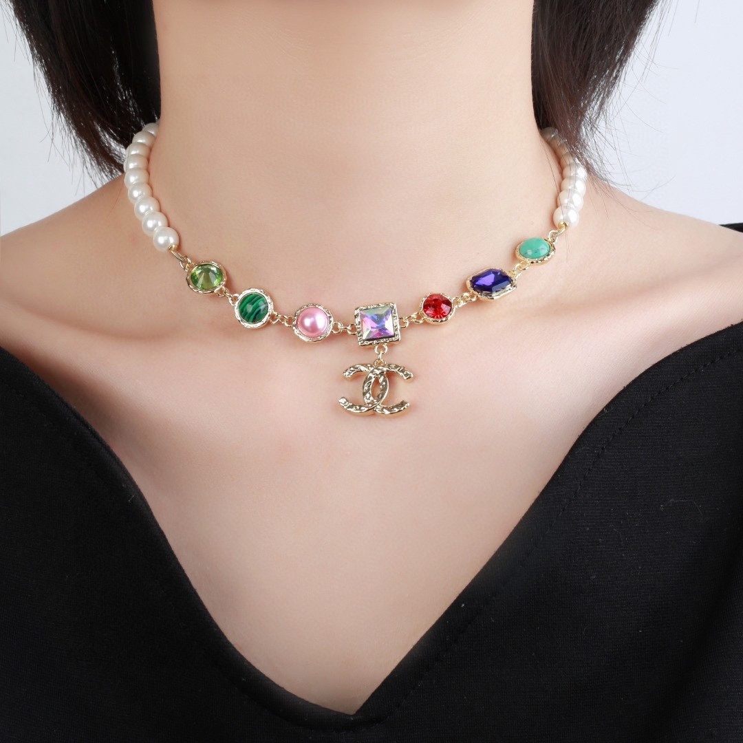 Luxury Pearl Necklace with Colorful Gemstones & Gold CC Logo Pendant