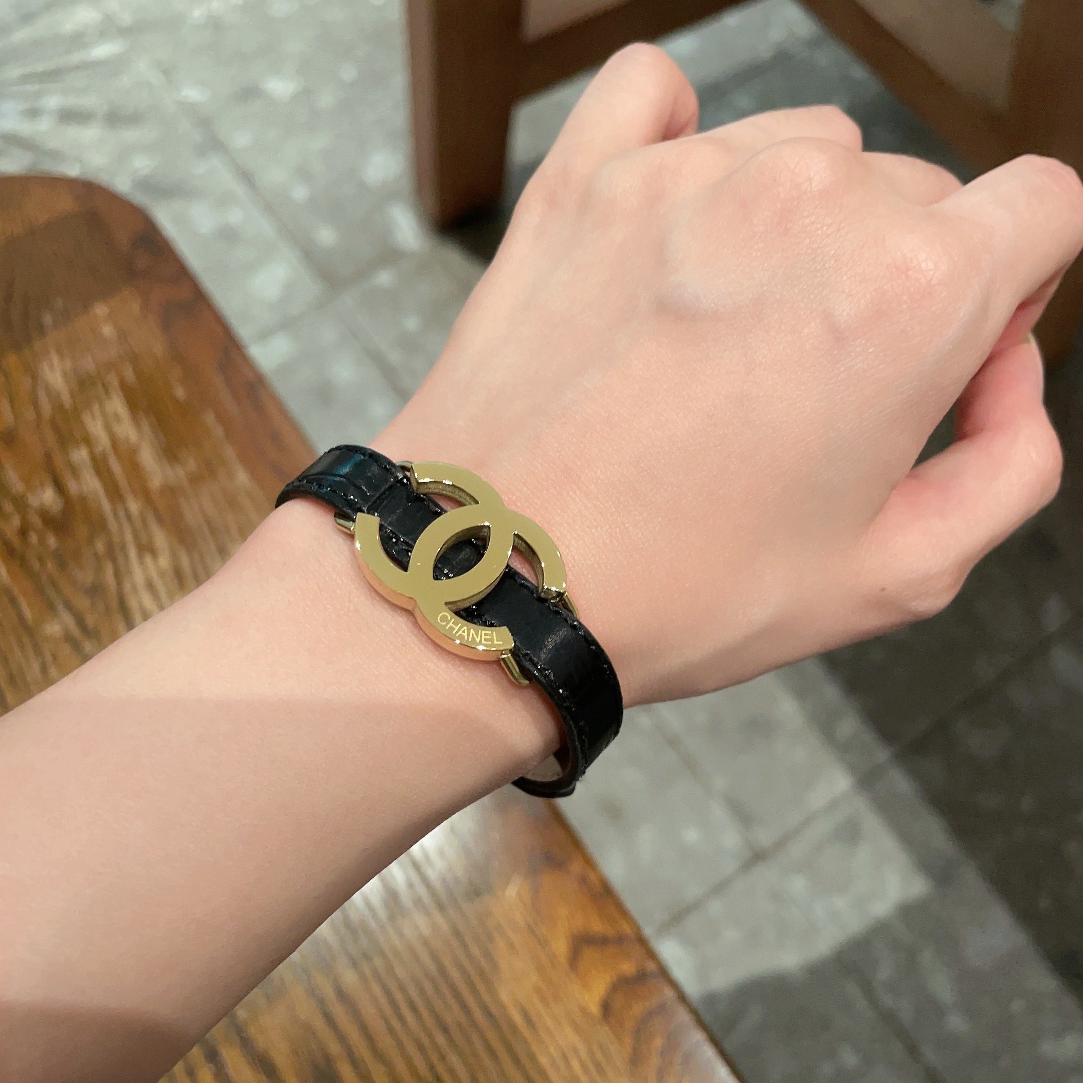 Luxury CC Logo Leather Bracelet - Elegant Adjustable Designer Jewelry