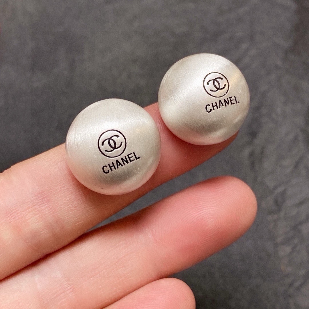 Elegant CC Logo Matte Pearl Stud Earrings - Luxury Jewelry for Women
