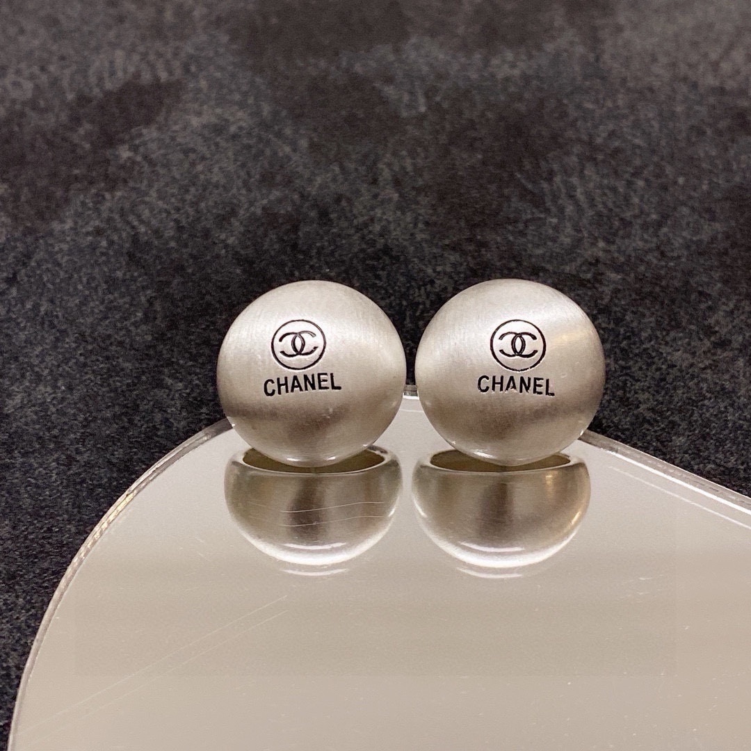 Elegant CC Logo Matte Pearl Stud Earrings - Luxury Jewelry for Women