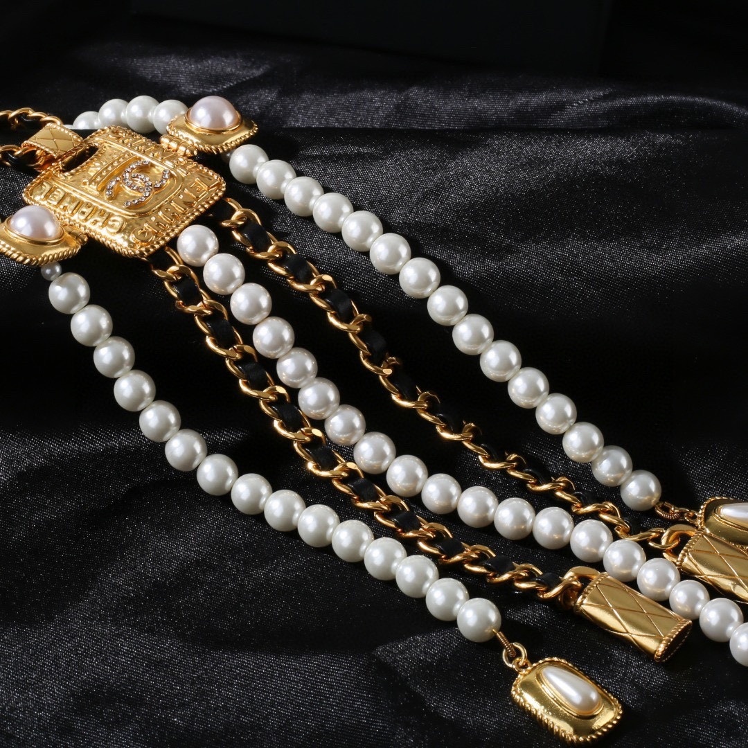 Luxury Multi-Layered Pearl and Gold Chain Statement Necklace