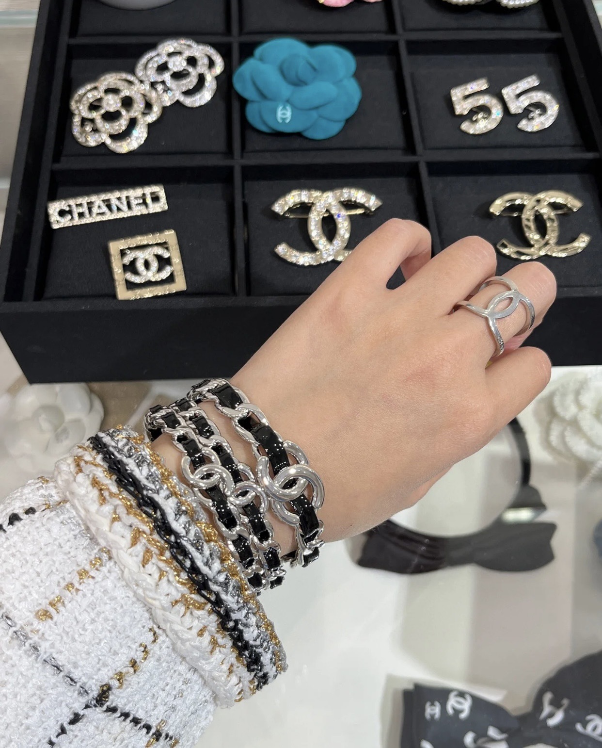 Chanel 2025 SS Silver & Black Goatskin Chain Bangle Cuff