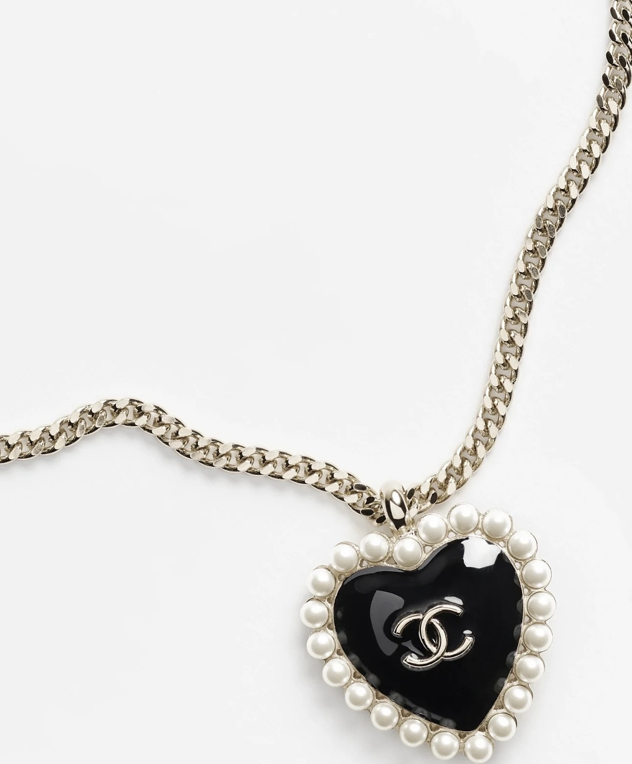 Chanel Heart CC Pendant Necklace with Pearl Border Gold-Tone