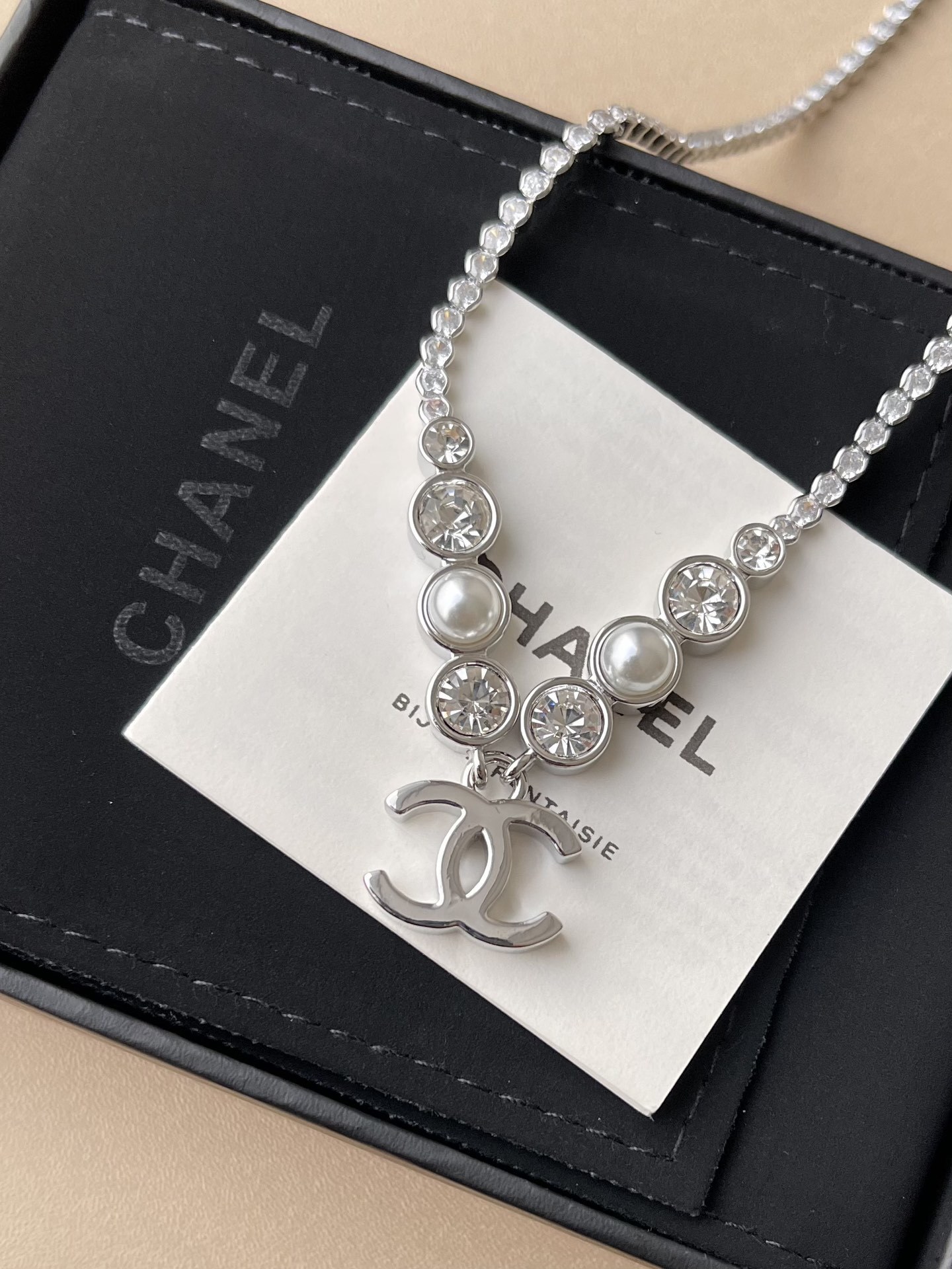 Elegant CC Logo Crystal & Pearl Tennis Necklace in Silver