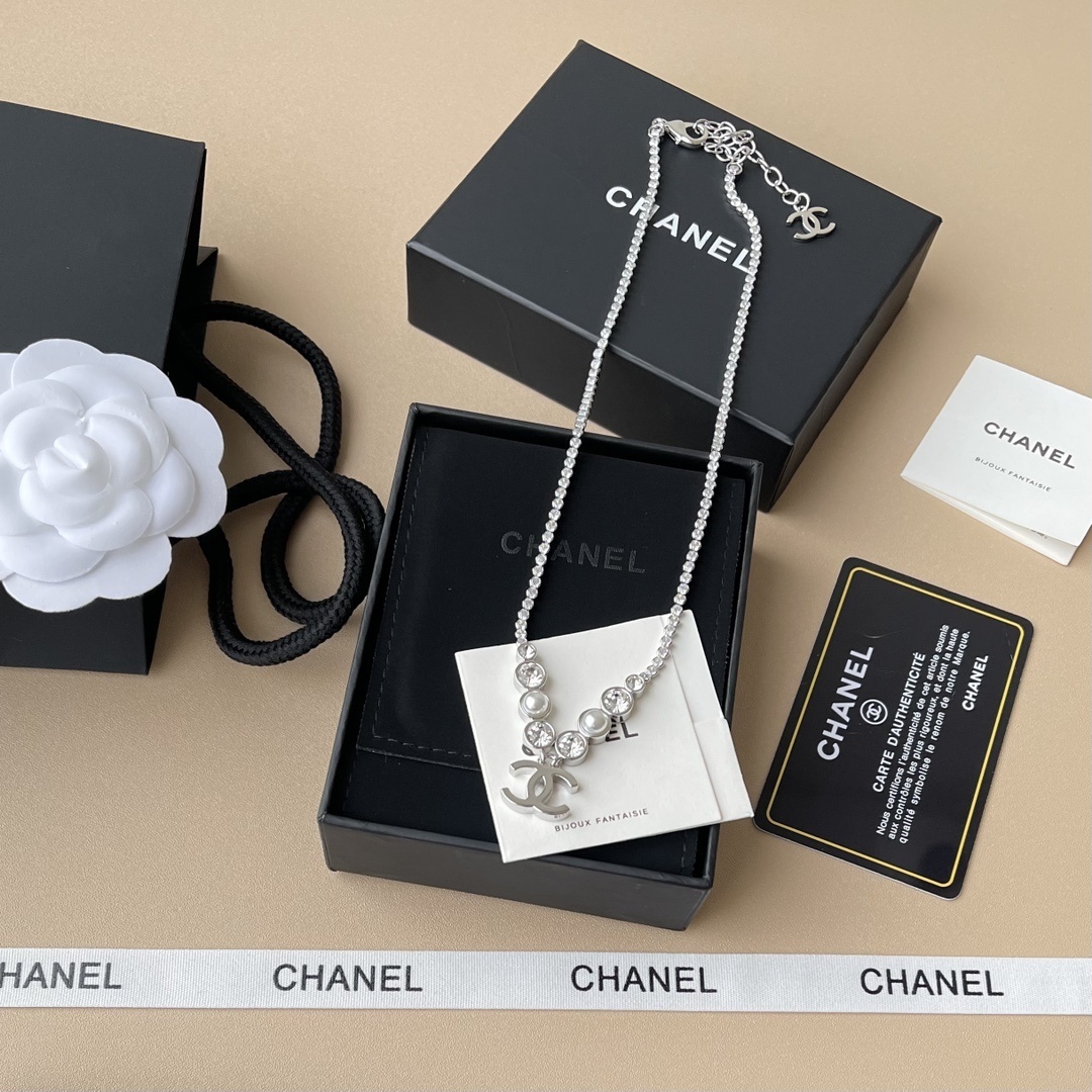 Elegant CC Logo Crystal & Pearl Tennis Necklace in Silver