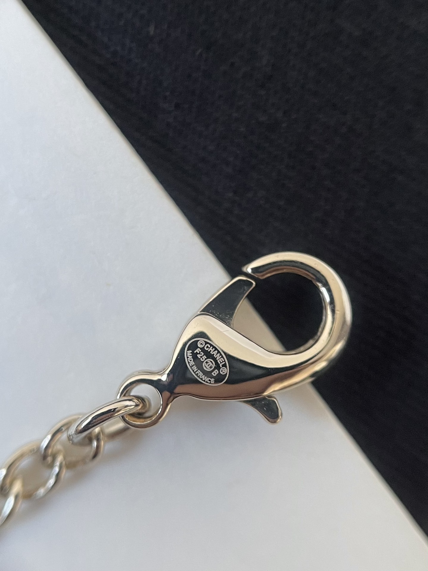 Chanel 2025/26 Fall-Winter Gold-Tone Rhinestone Charm Necklace