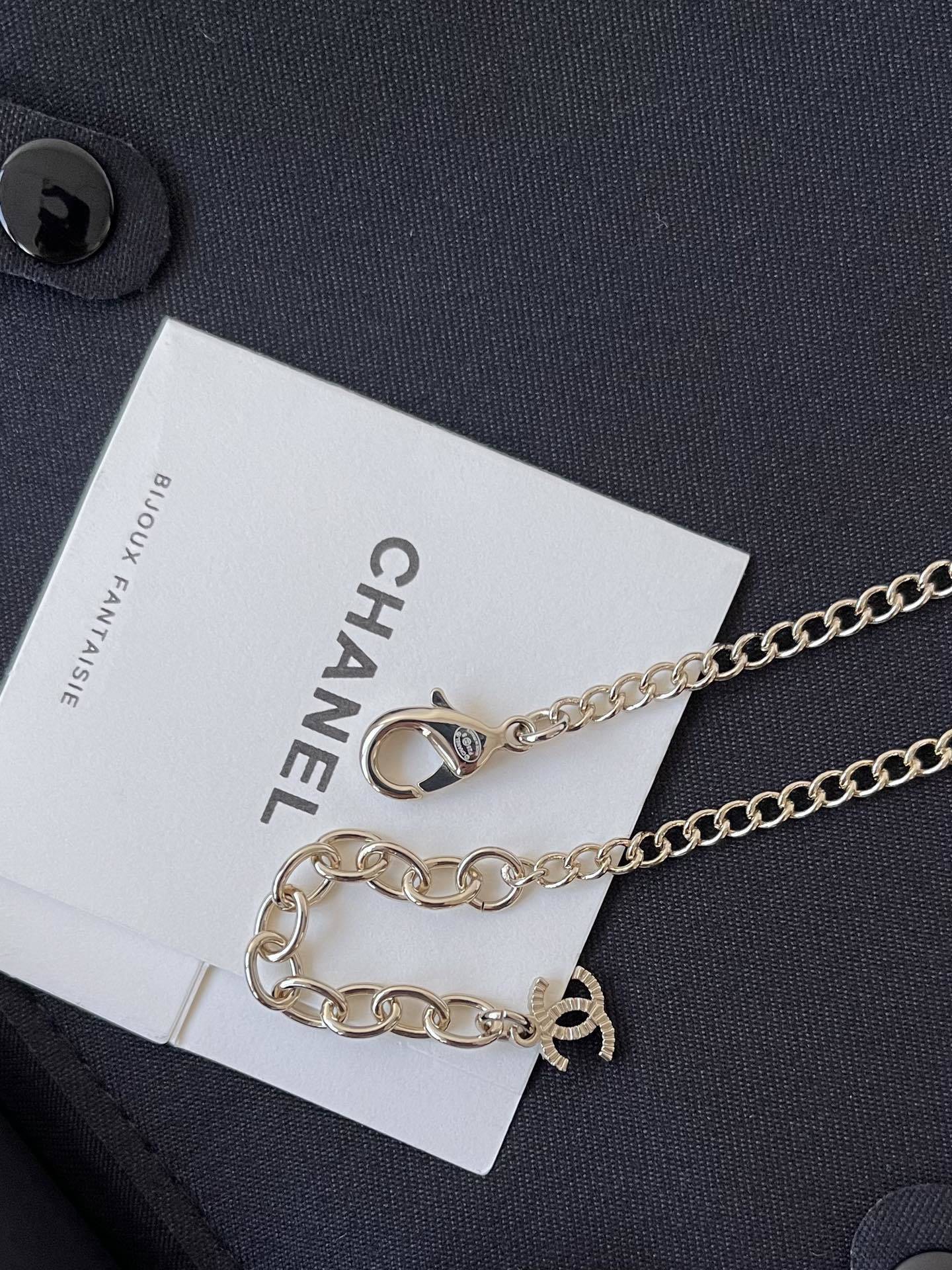 Chanel 2025/26 Fall-Winter Gold-Tone Rhinestone Charm Necklace