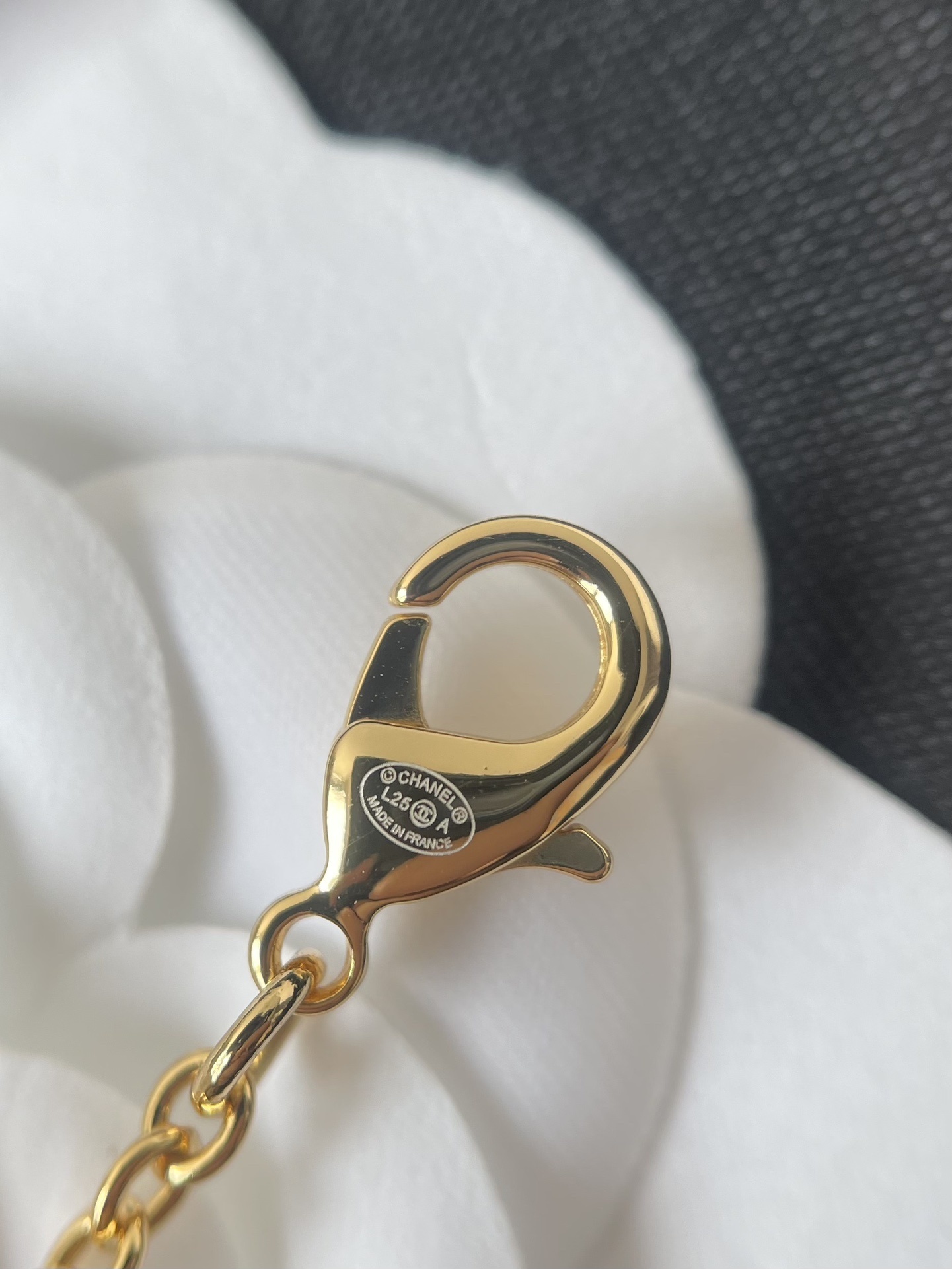 Chanel Luxury Gold-Tone Heart & Leaf CC Logo Jewelry Collection