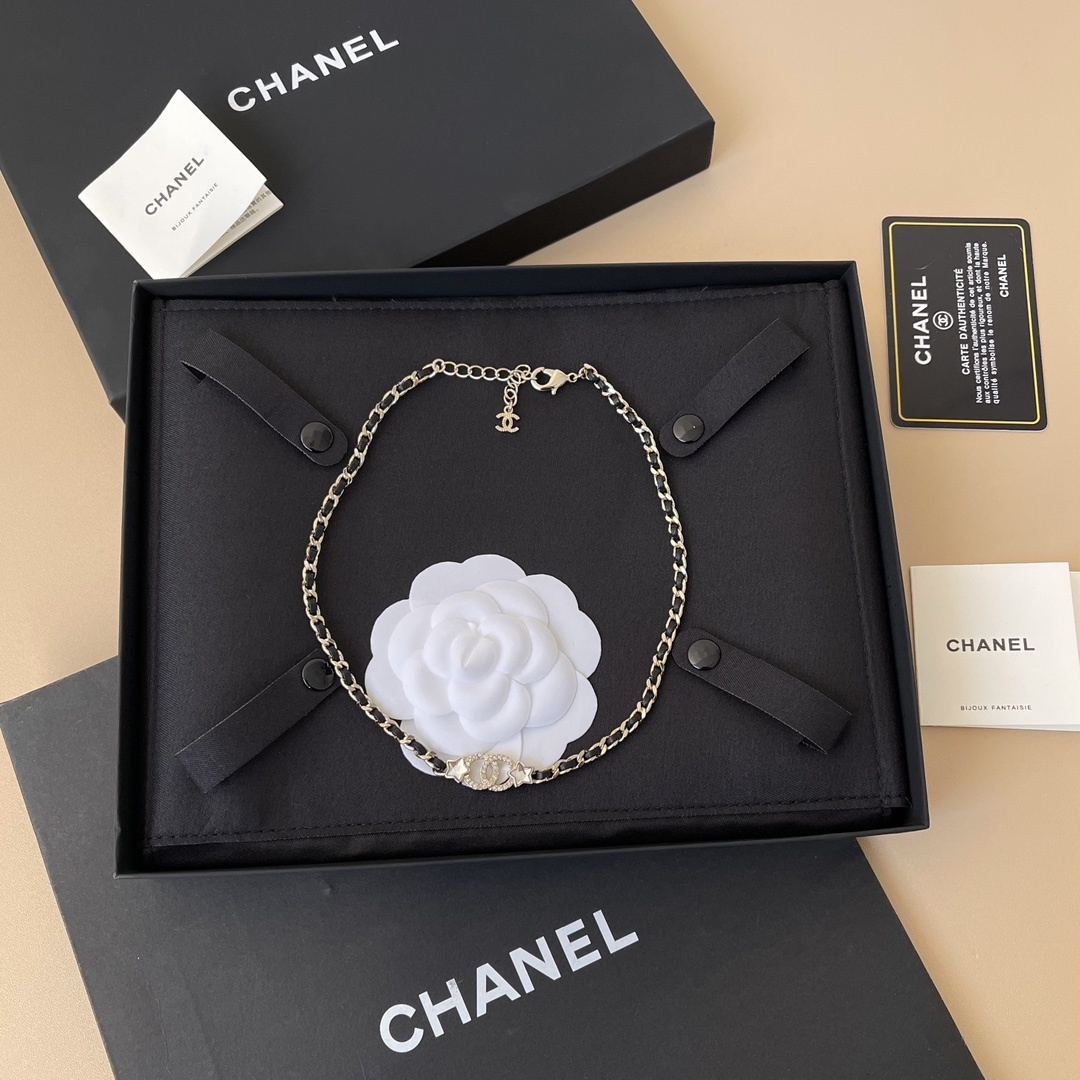 Chanel Fall/Winter 2025 CC Crystal Leather Chain Necklace