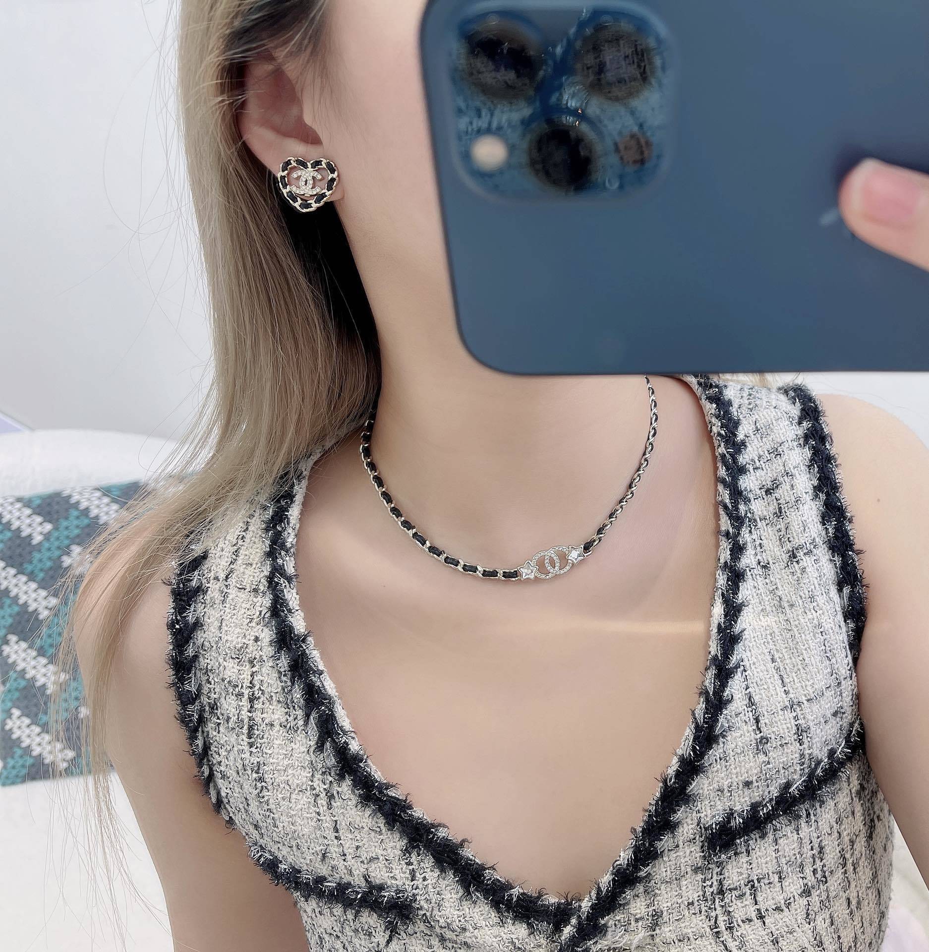 Chanel Fall/Winter 2025 CC Crystal Leather Chain Necklace