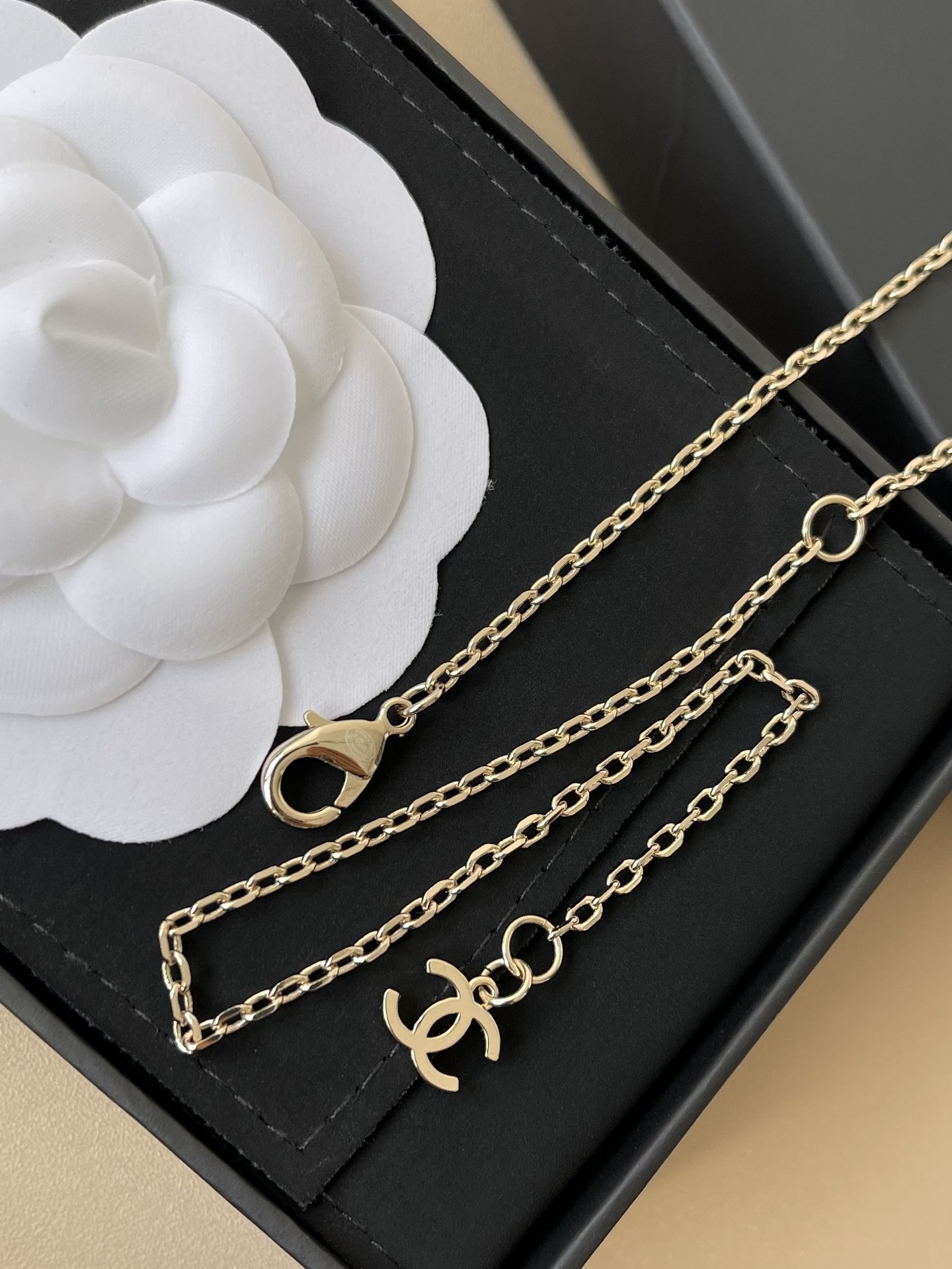 Chanel CC Logo Crystal Swirl Jewelry Set - Gold Necklace & Earrings