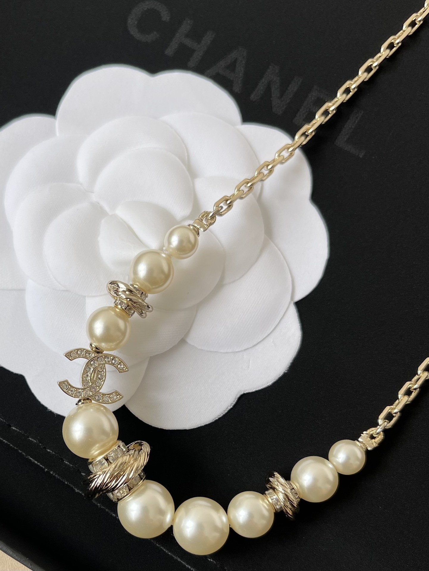 Chanel CC Logo Pearl Necklace - Elegant Gold & Crystal Luxury Jewelry