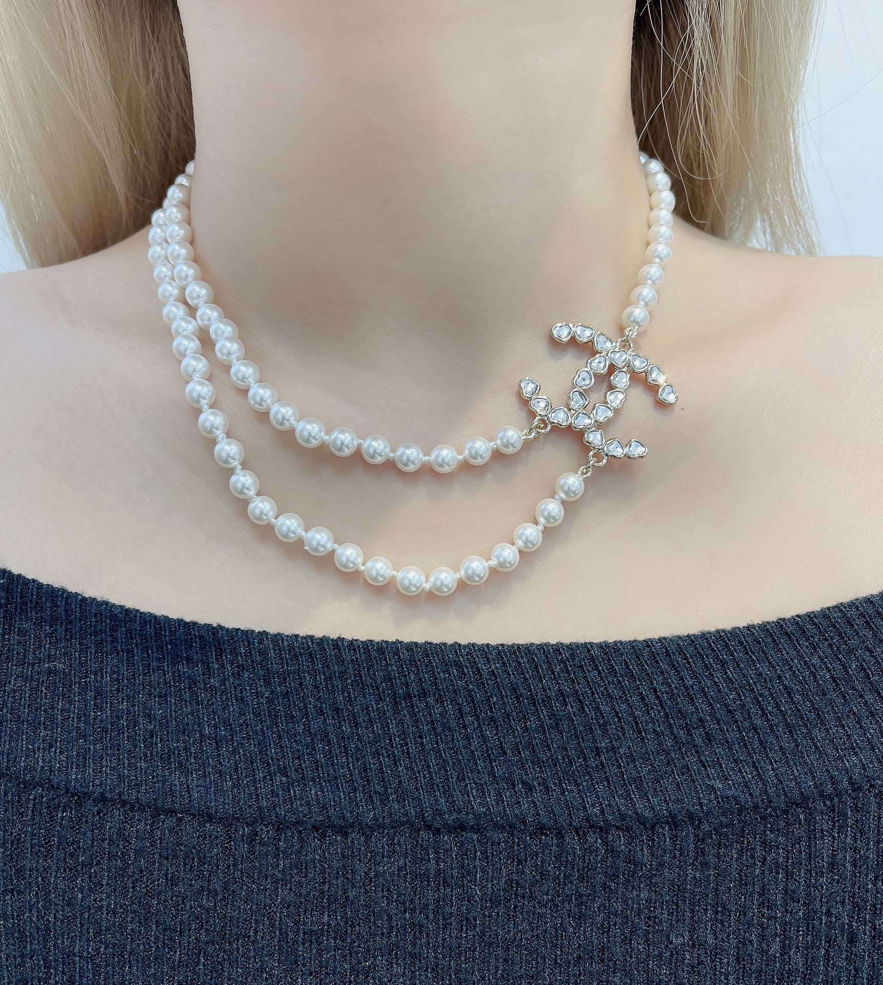 Luxury Double Strand Pearl Necklace with Crystal CC Logo Pendant