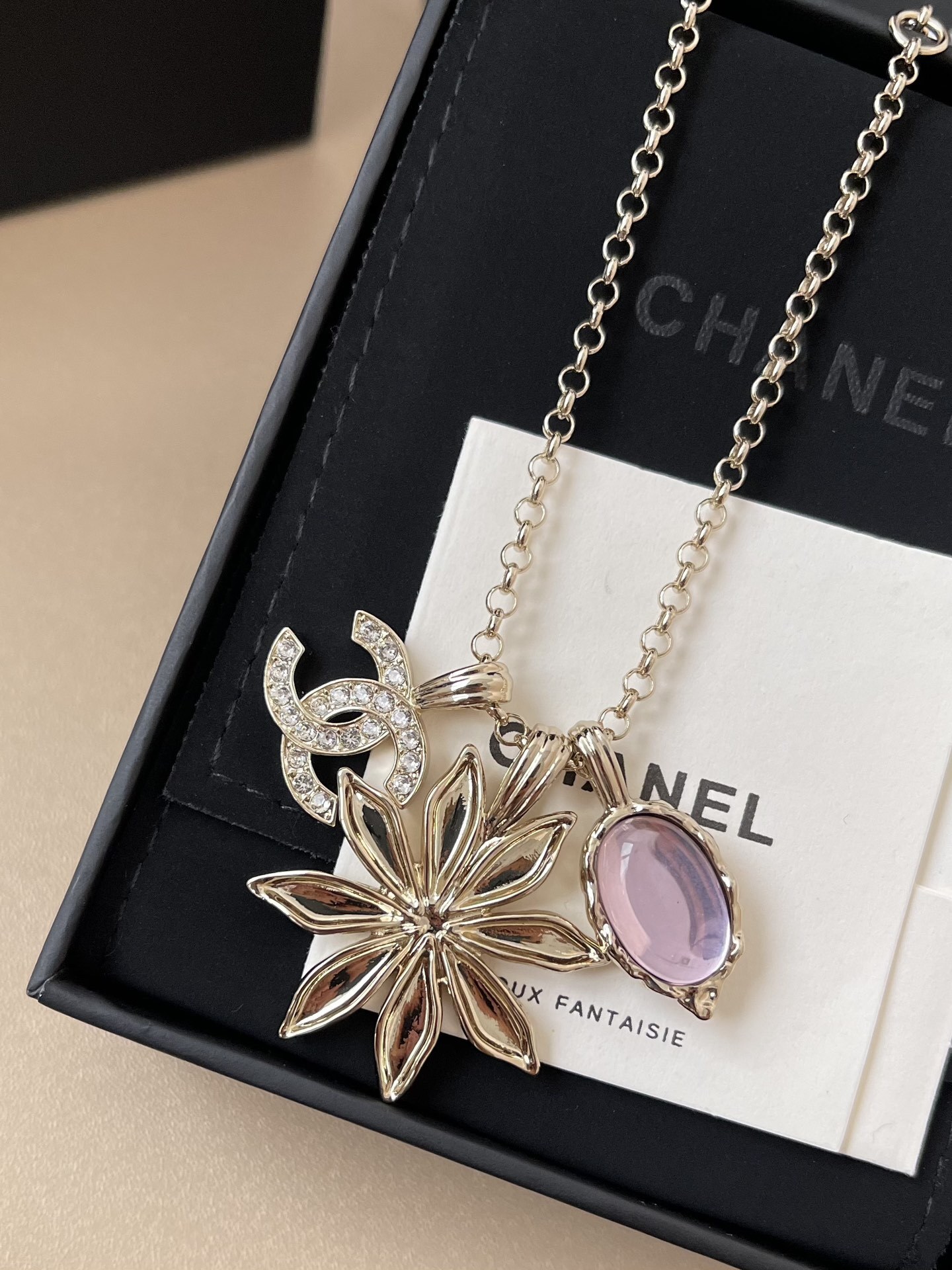 Chanel 2024/25 Metiers d'Art Long Pendant Necklace - Gold & Pink