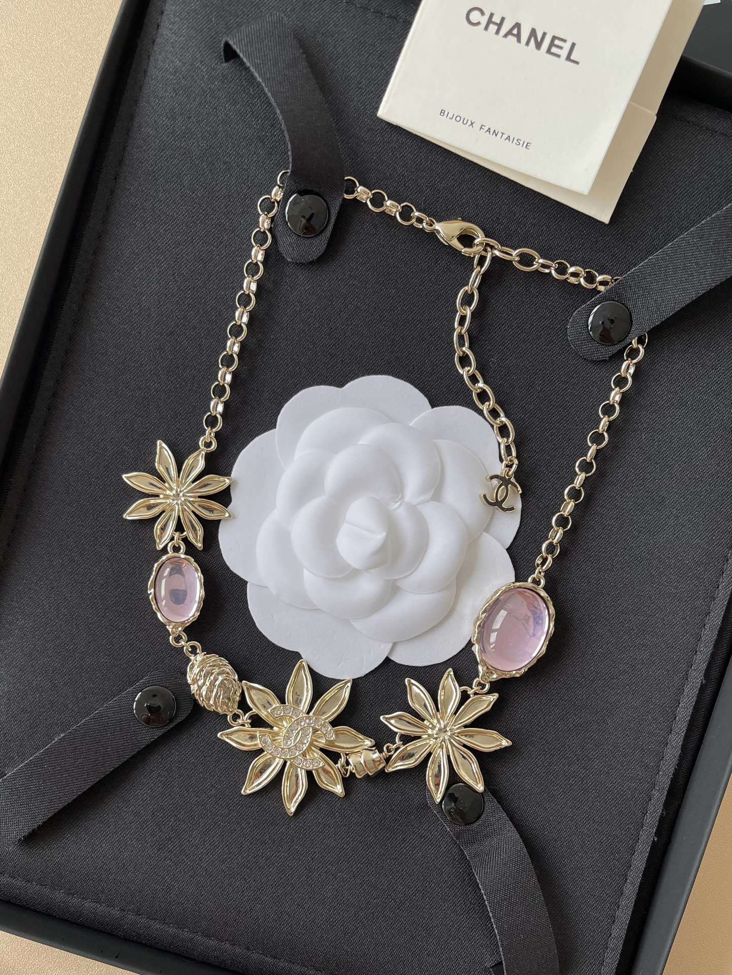Chanel Gold & Pink Crystal Floral Necklace - 2024/25 Métiers d'Art