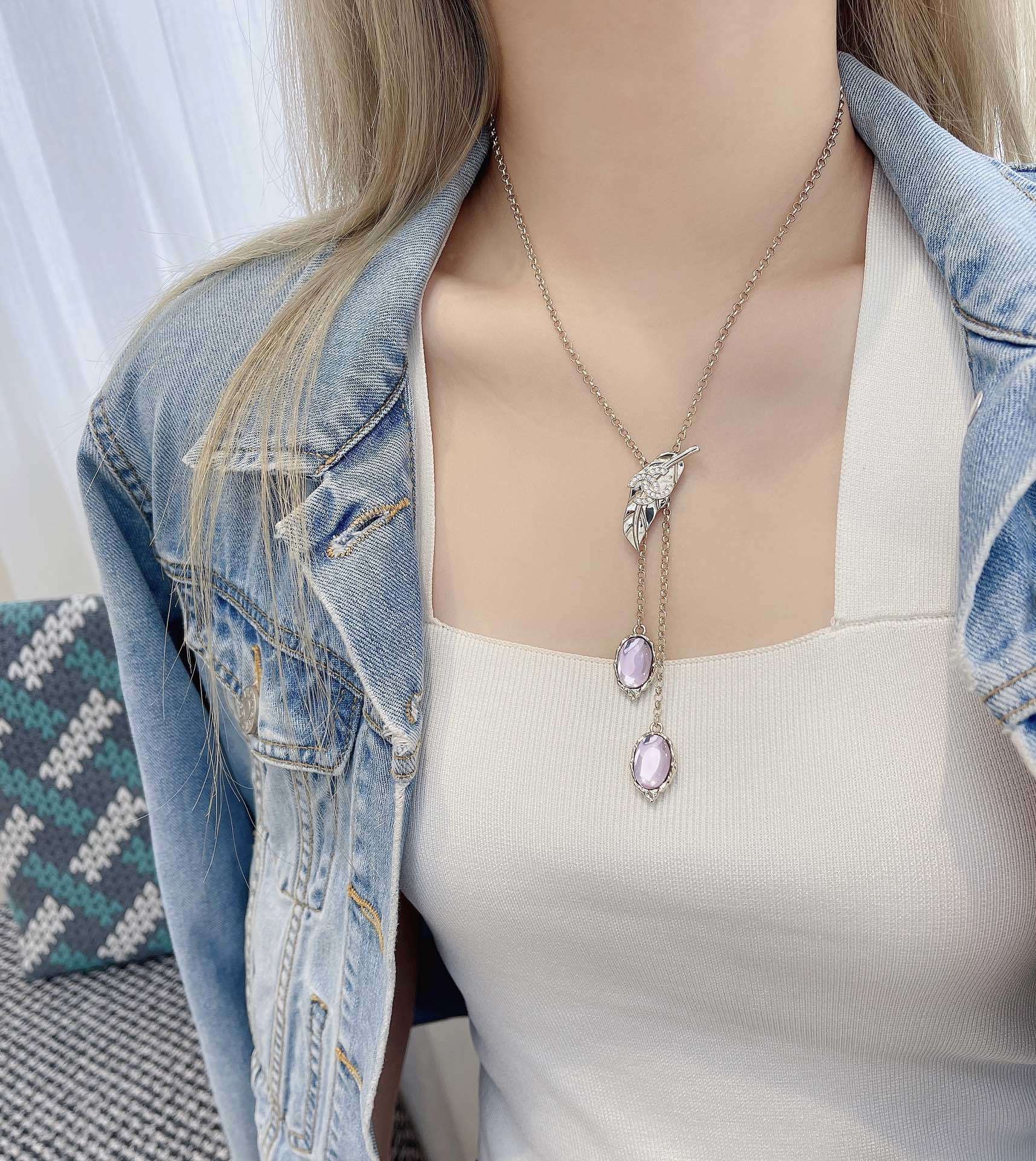 Chanel Gold Leaf CC Logo Necklace with Pink Crystal Pendants