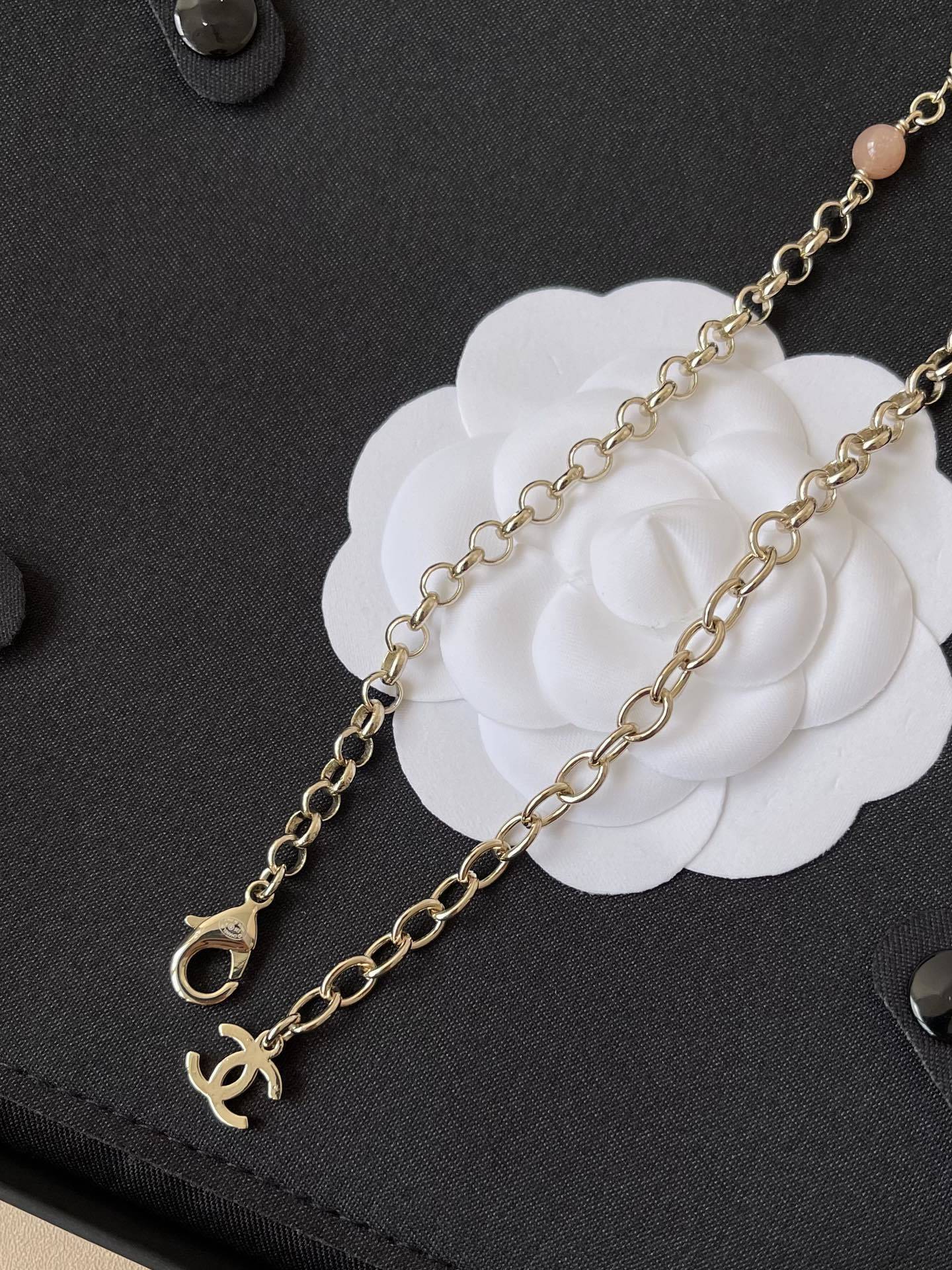 Chanel 2024/25 Metiers d'art Long Necklace - Gold & Pink Gemstones