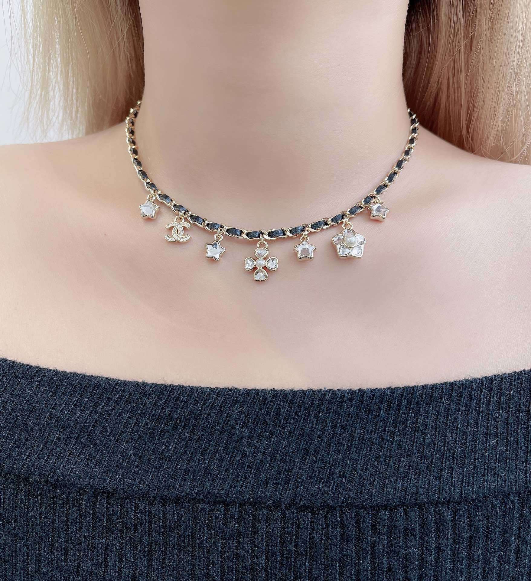 Chanel AW 2025/26 Leather Chain Necklace with CC & Pearl Charms