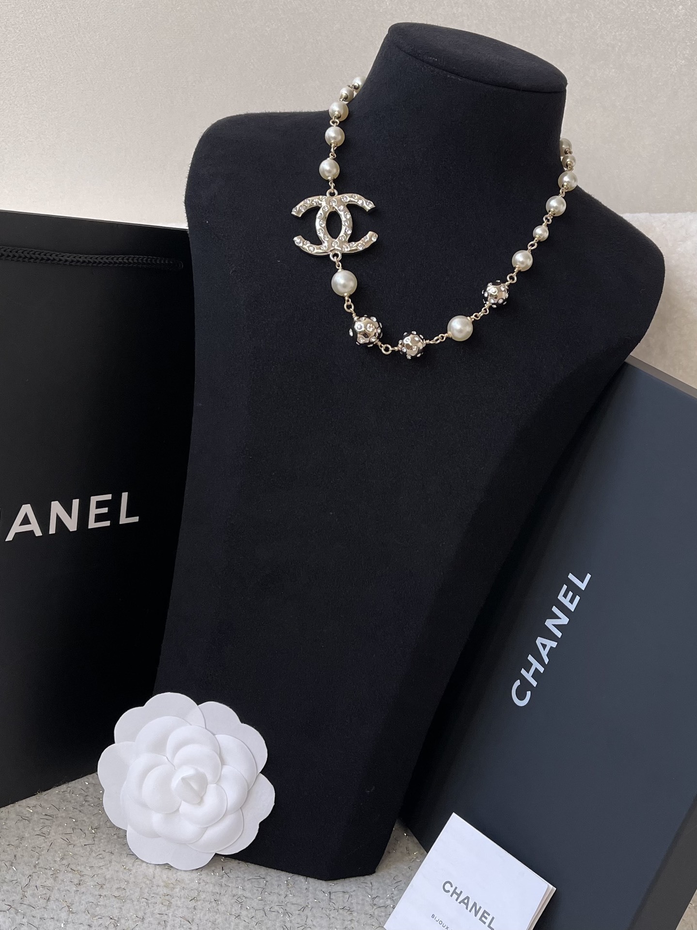 Chanel CC Logo Pearl Necklace - Gold Tone with Crystals