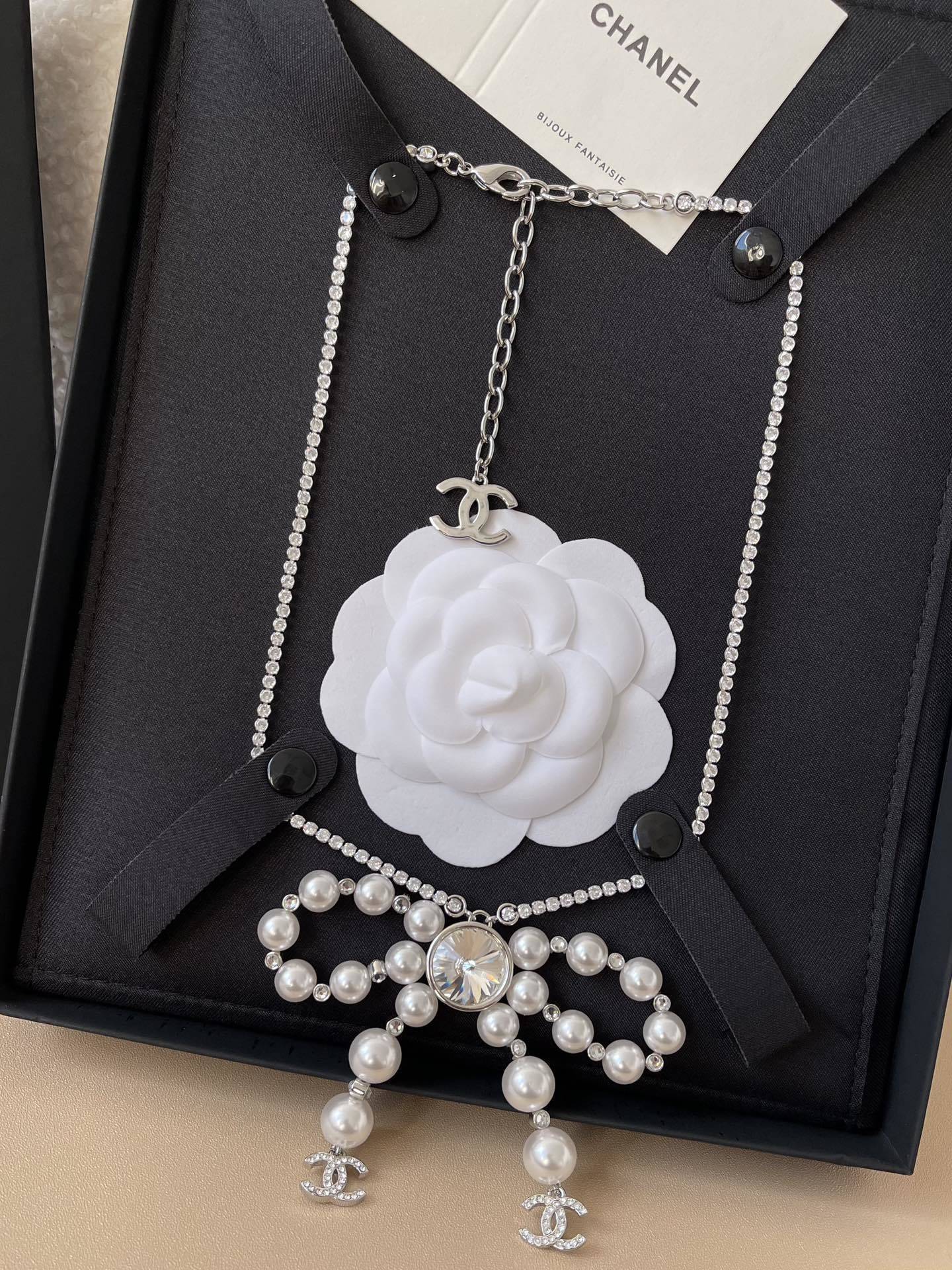 Elegant Pearl & Crystal Bow Necklace - Designer CC Logo Jewelry