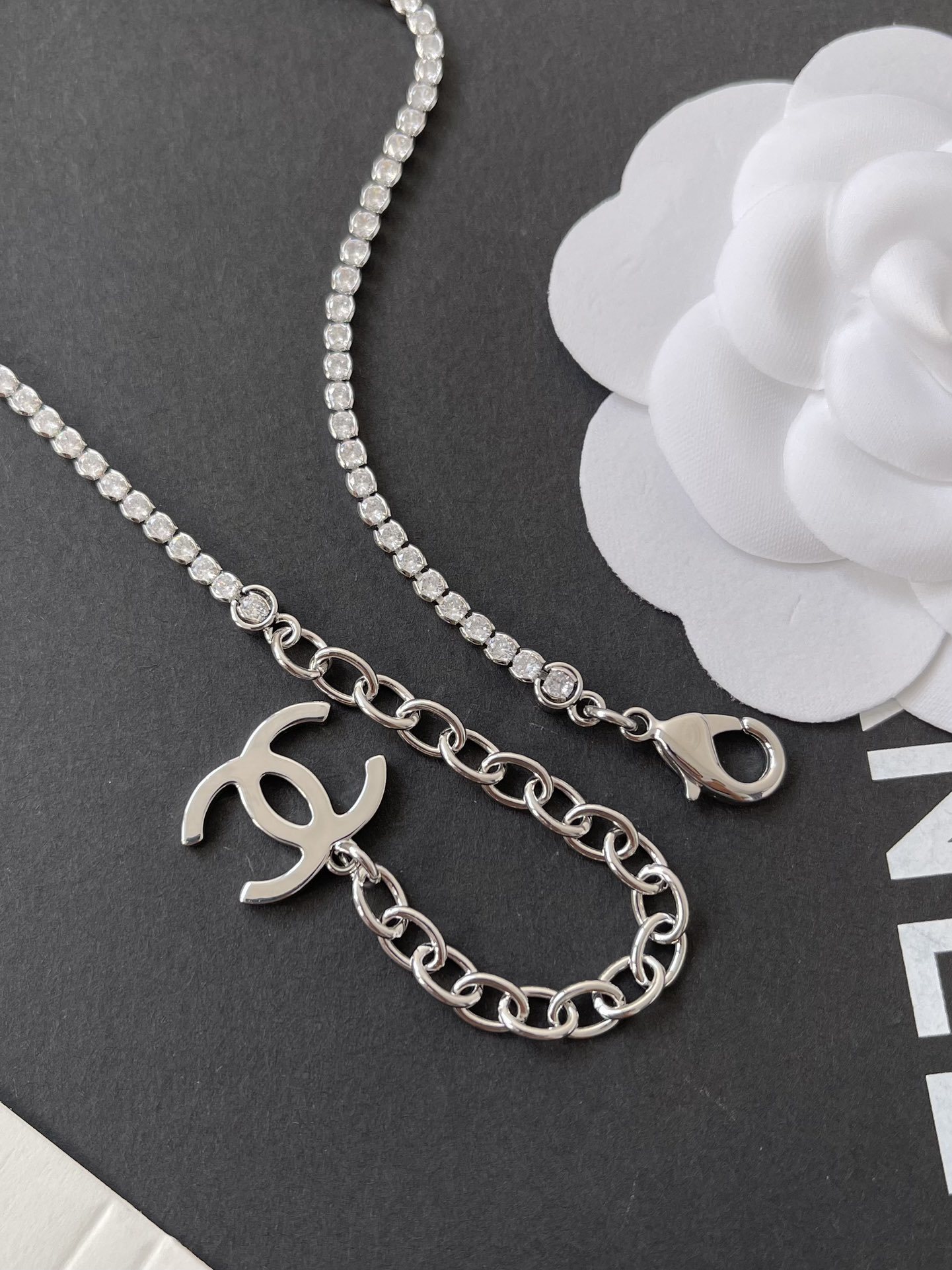 Luxury Crystal CC Long Pearl Necklace - Elegant Silver Layered Chain