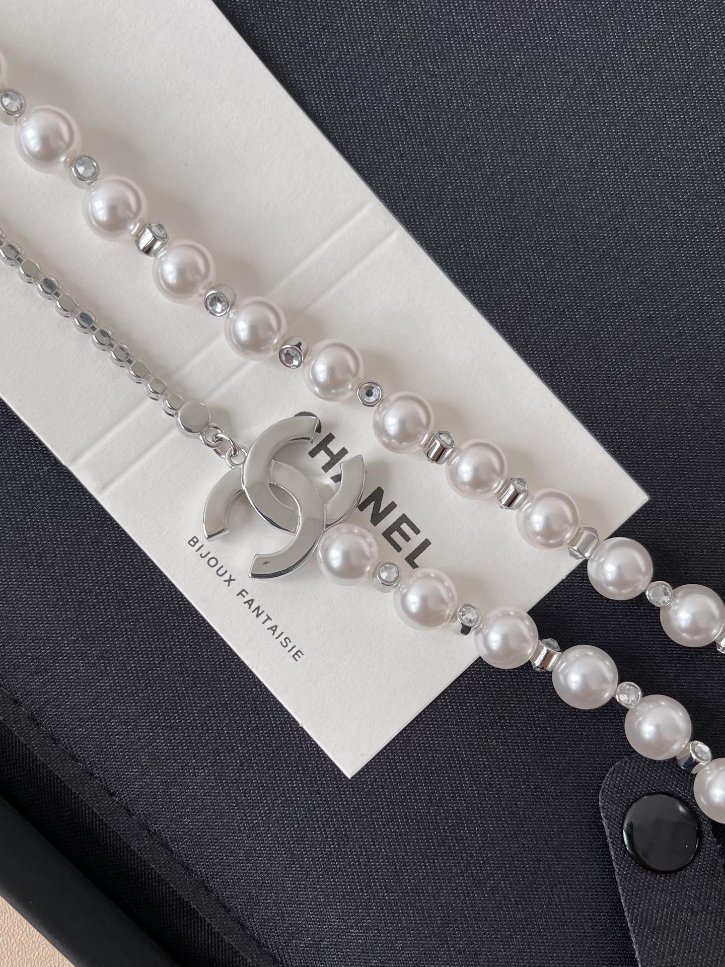 Luxury Crystal CC Long Pearl Necklace - Elegant Silver Layered Chain