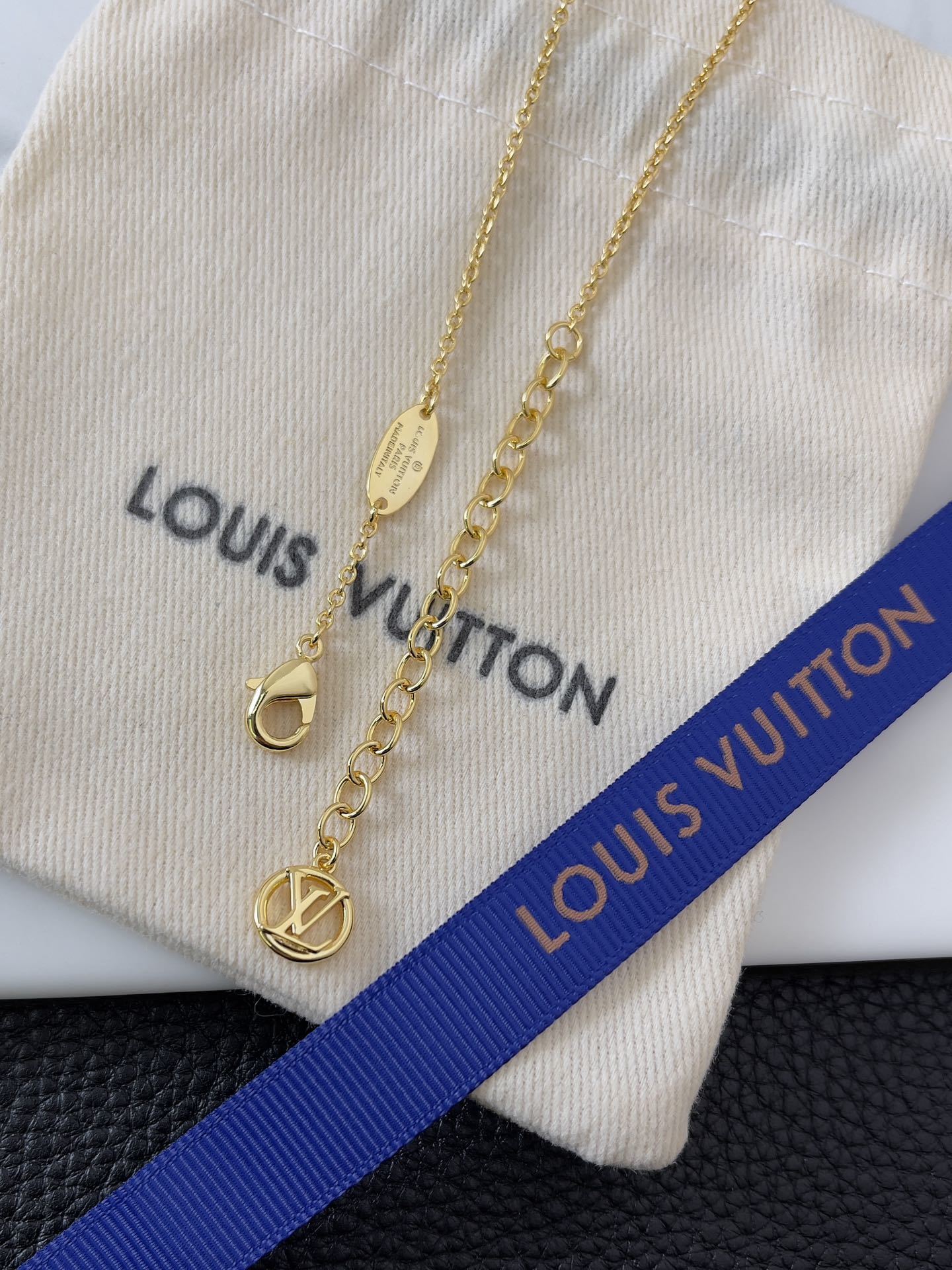 Luxury Gold LV Monogram Flower Necklace & Bracelet Set for Women