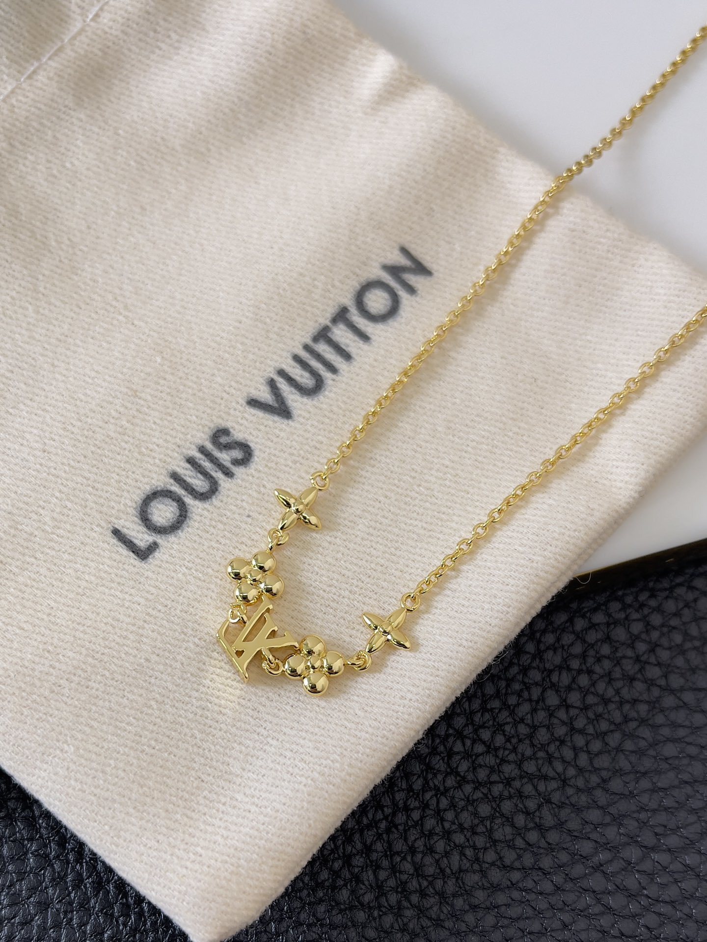 Luxury Gold LV Monogram Flower Necklace & Bracelet Set for Women
