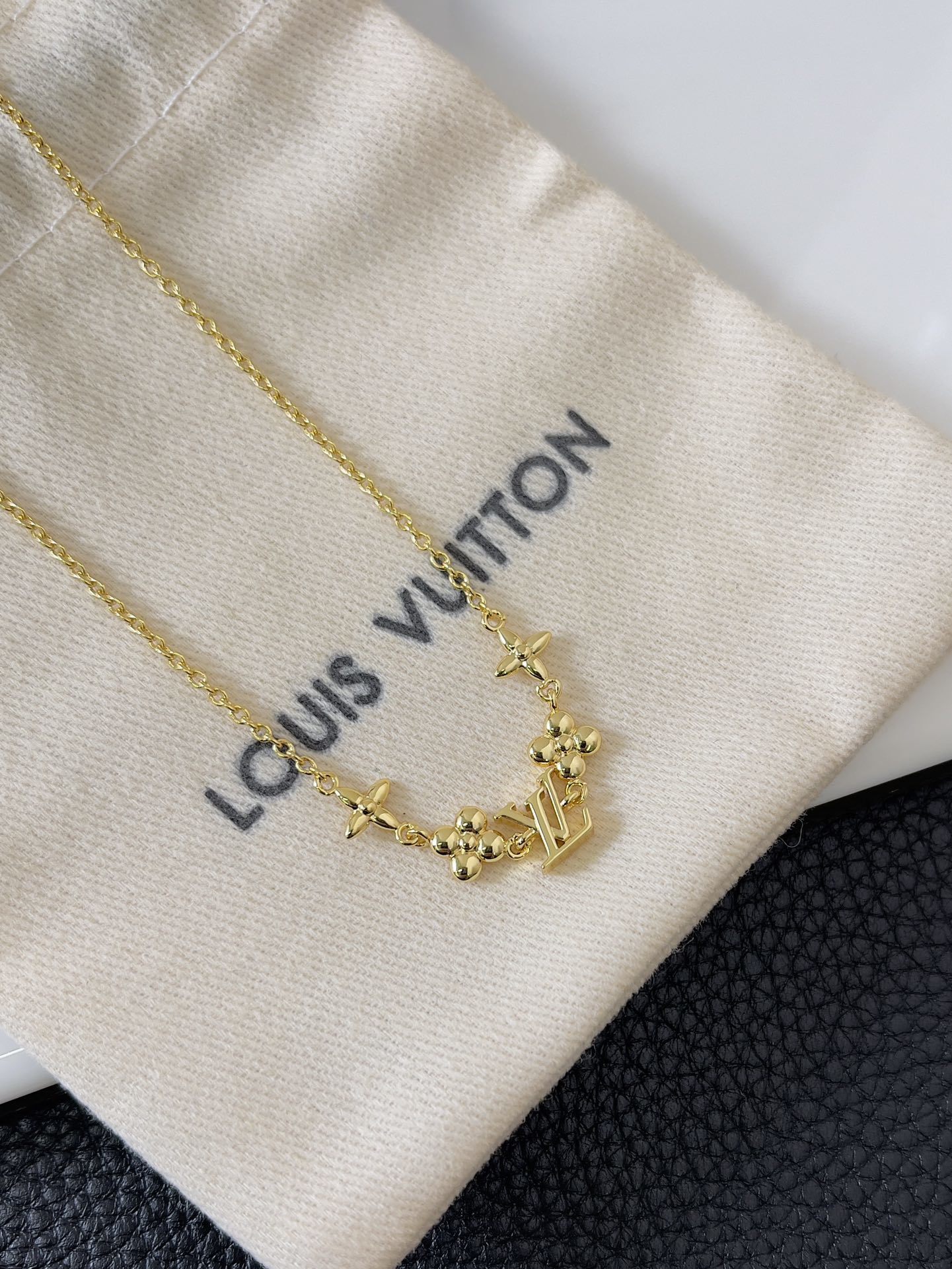 Luxury Gold LV Monogram Flower Necklace & Bracelet Set for Women