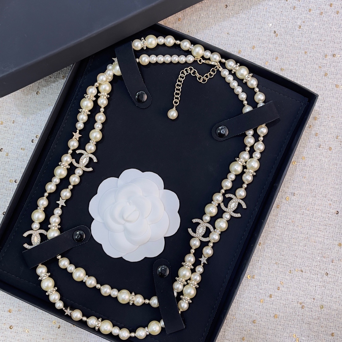 Luxury Pearl Long Necklace with Crystal CC Logo and Star Charms