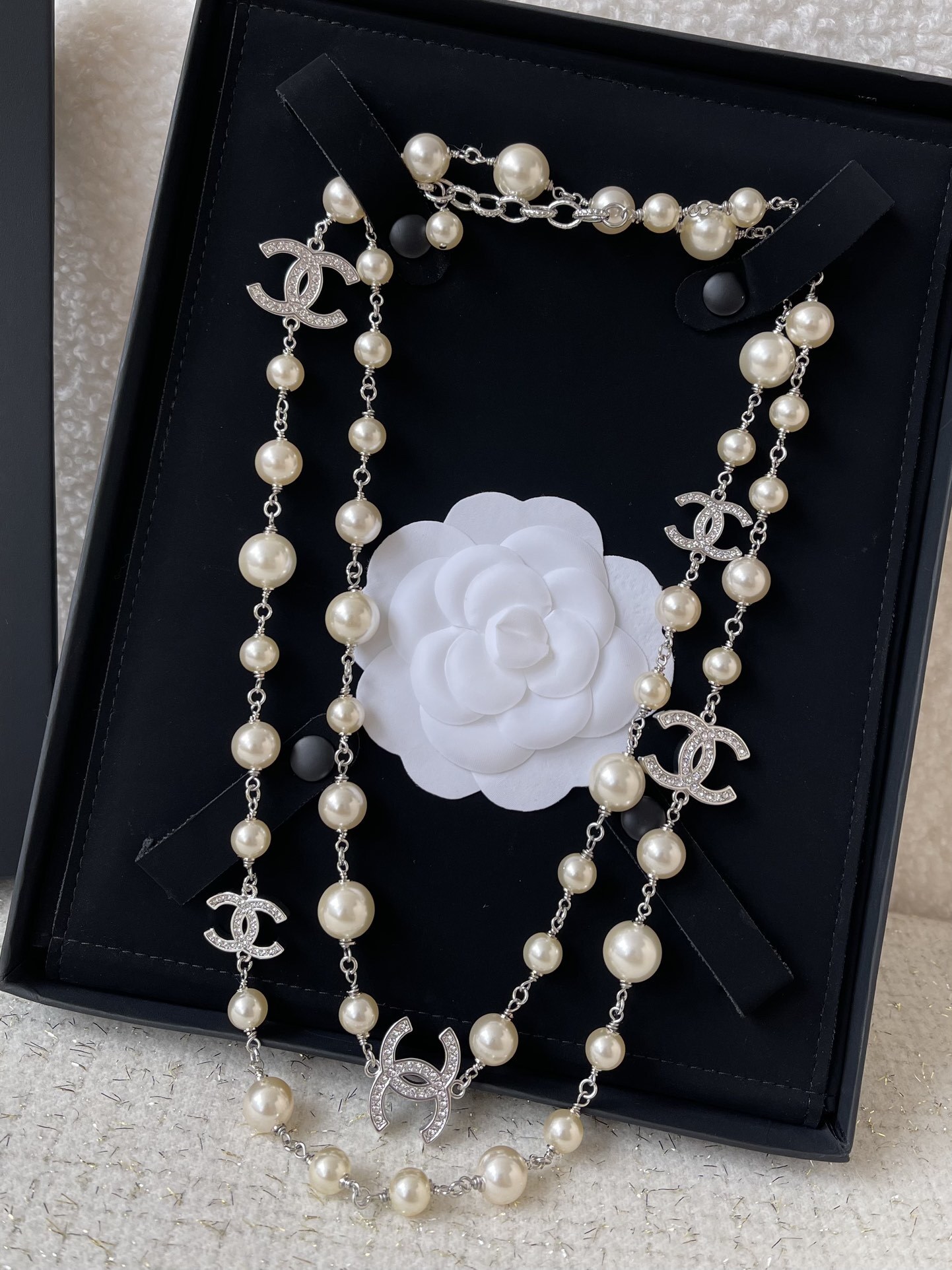 Luxury Pearl Long Necklace with Crystal Double C Logo Charms
