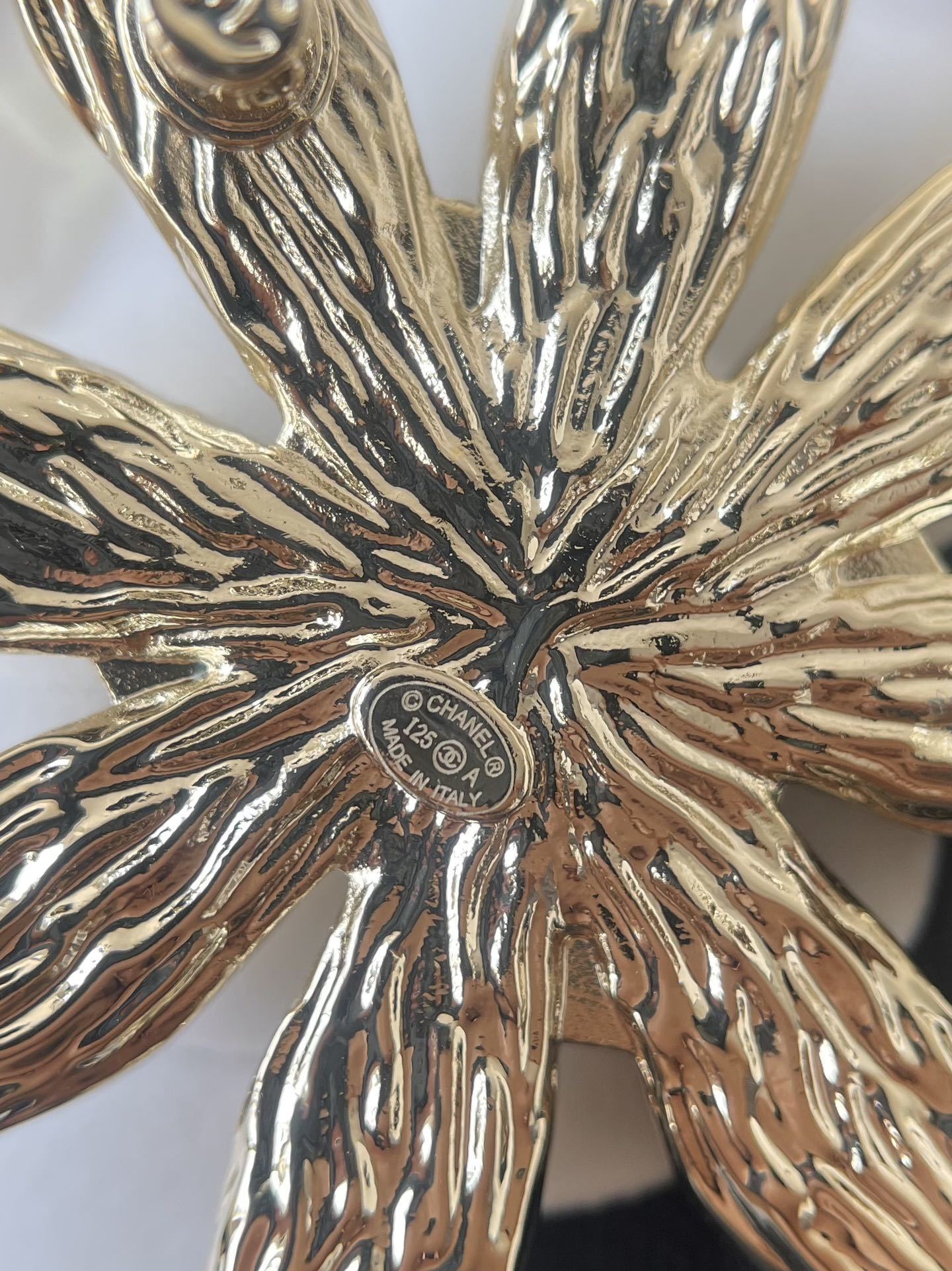 Chanel Crystal Flower Brooch - Luxury Gold Sunburst CC Pin