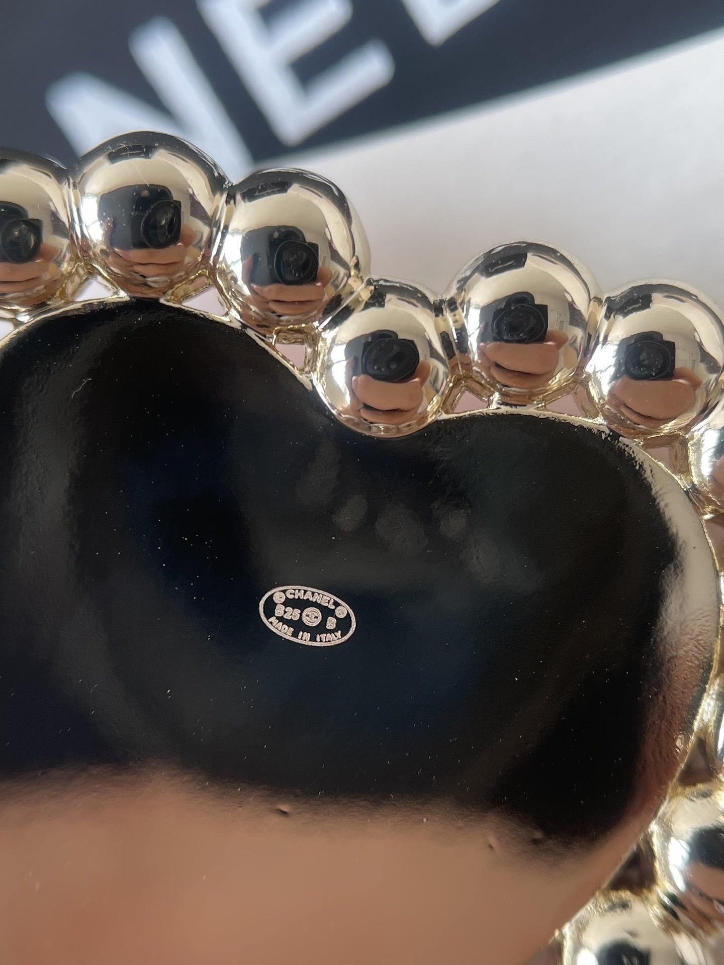 Luxury Chanel Pink Heart Pearl Brooch - Elegant Designer Accessory