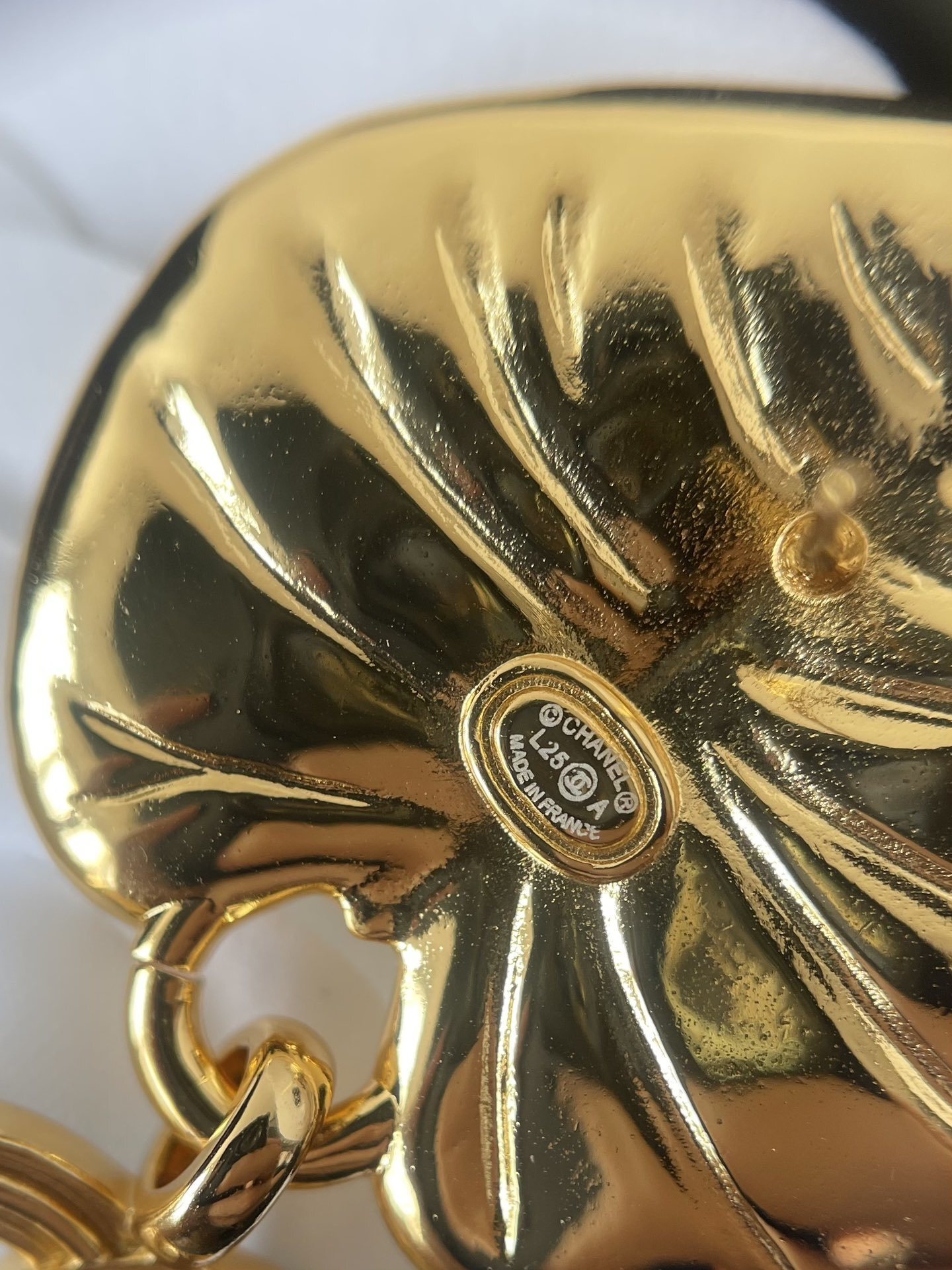 Chanel 2024/25 Métiers d'art Gold Leaf & Black CC Logo Earrings