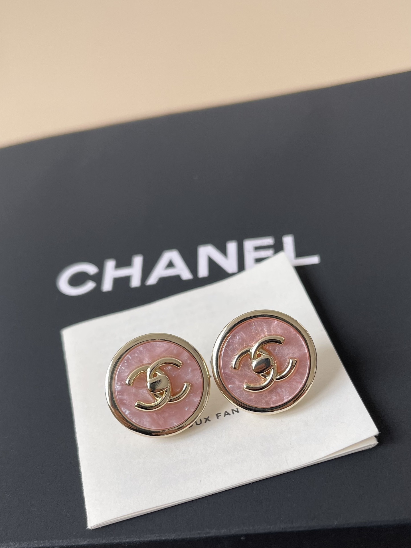 Chanel Pink Enamel Gold CC Logo Round Stud Earrings - Elegant