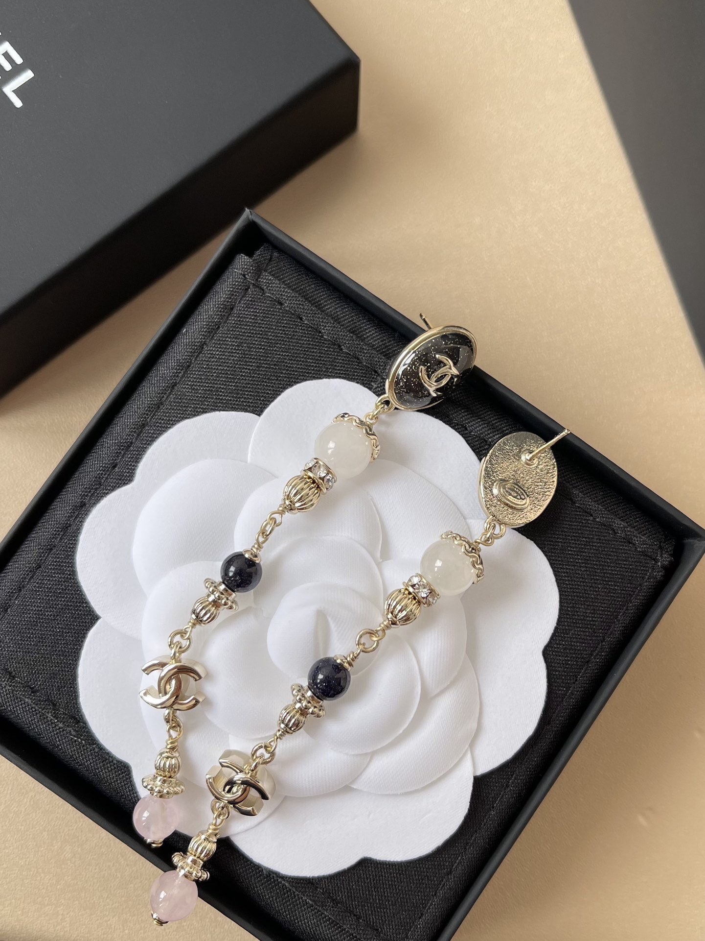 Chanel 2024/25 Métiers d'Art Pendant Earrings with Pearls & Gems