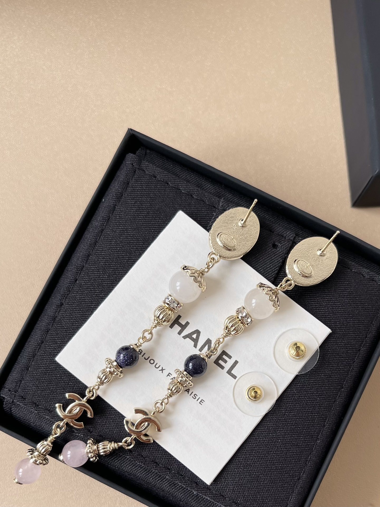 Chanel 2024/25 Métiers d'Art Pendant Earrings with Pearls & Gems