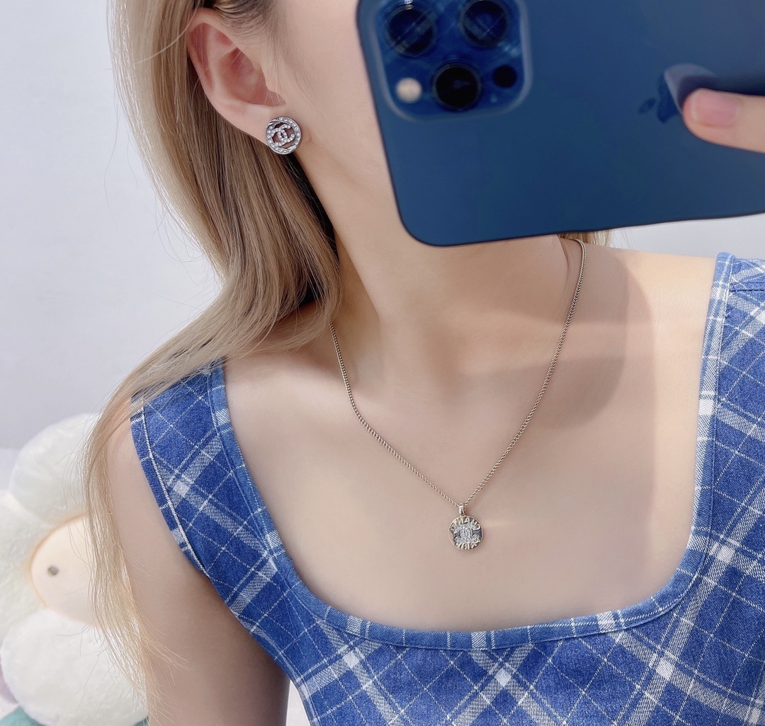 Chanel Silver CC Logo Round Crystal Stud Earrings - Luxury Jewelry