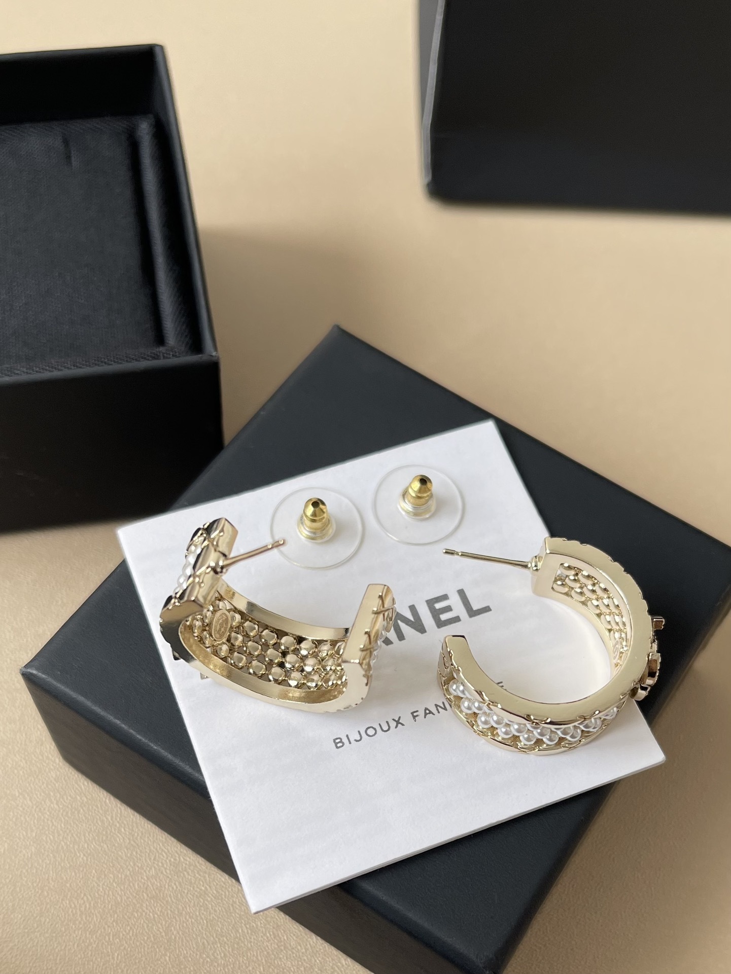 Luxury Gold CC Logo Pearl Hoop Earrings with Crystal Accents