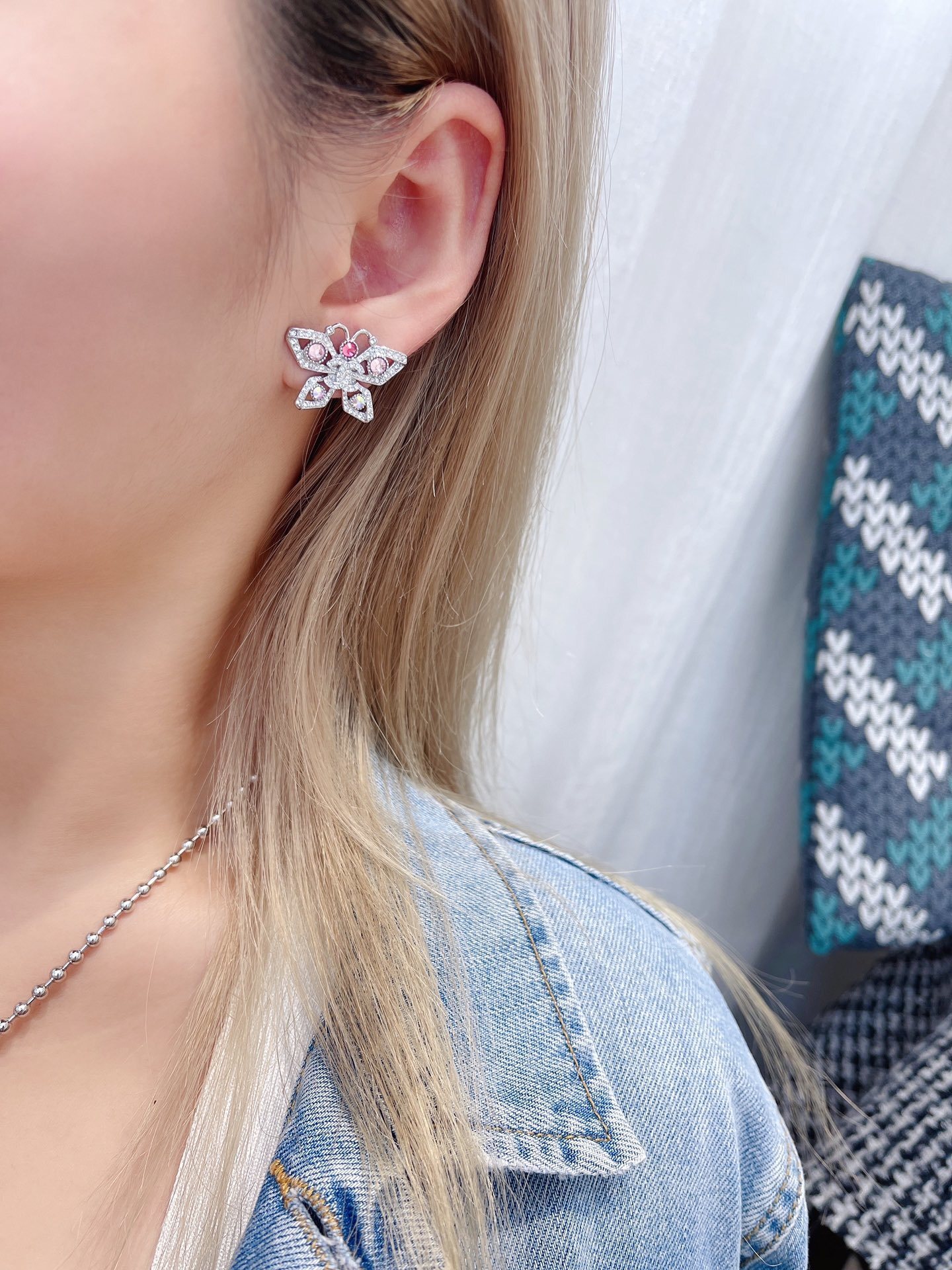 Chanel 2024/25 Métiers d'Art Butterfly Stud Earrings - Crystal & Metal