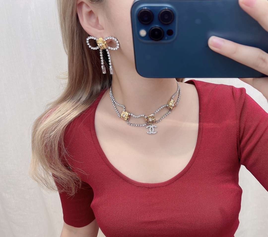 Luxury Crystal Ribbon Bow Dangle Earrings - Gold & Silver Tone