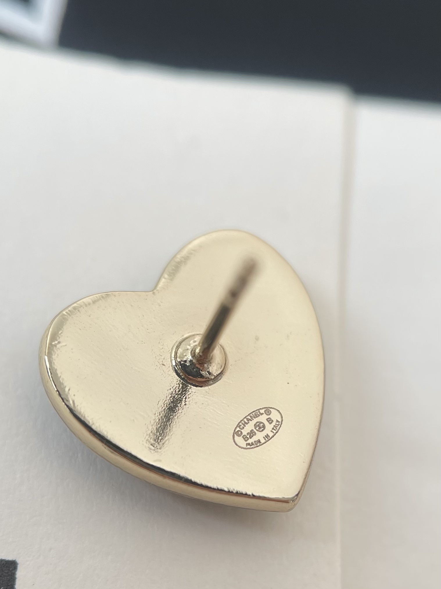 Luxury Black Heart Stud Earrings with Silver CC Logo - Classic Design