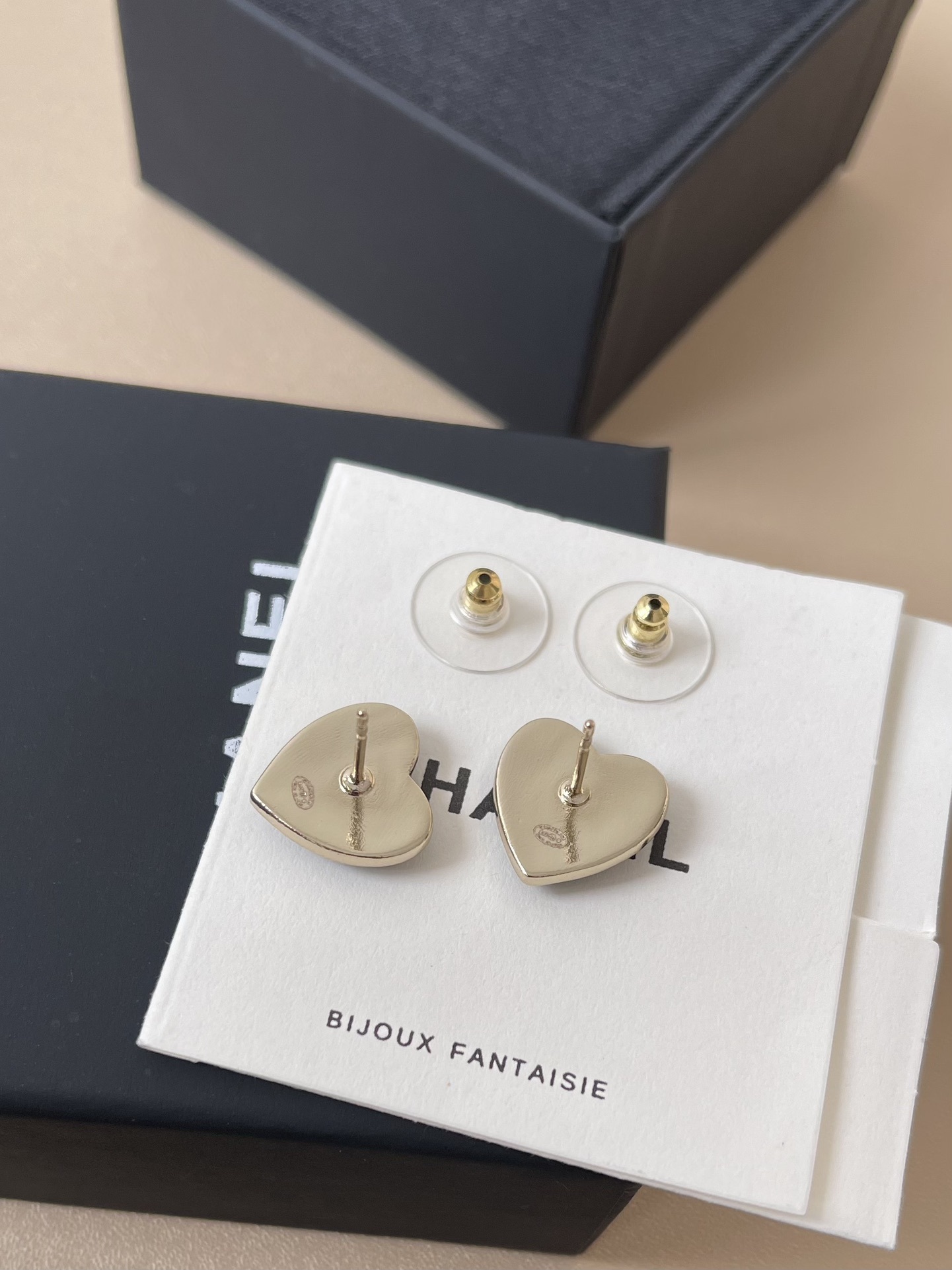 Luxury Black Heart Stud Earrings with Silver CC Logo - Classic Design