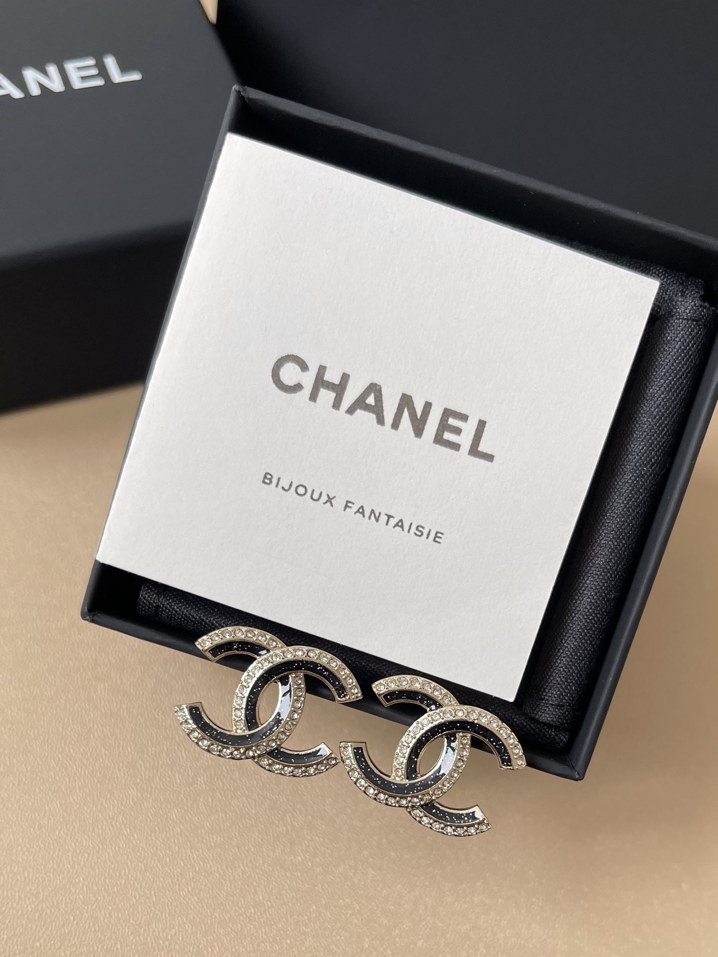 Luxury CC Logo Stud Earrings with Sparkling Crystals & Black Inlay